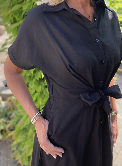 Azzurro Doorknoopjurk Korte Mouw 95156 zwart