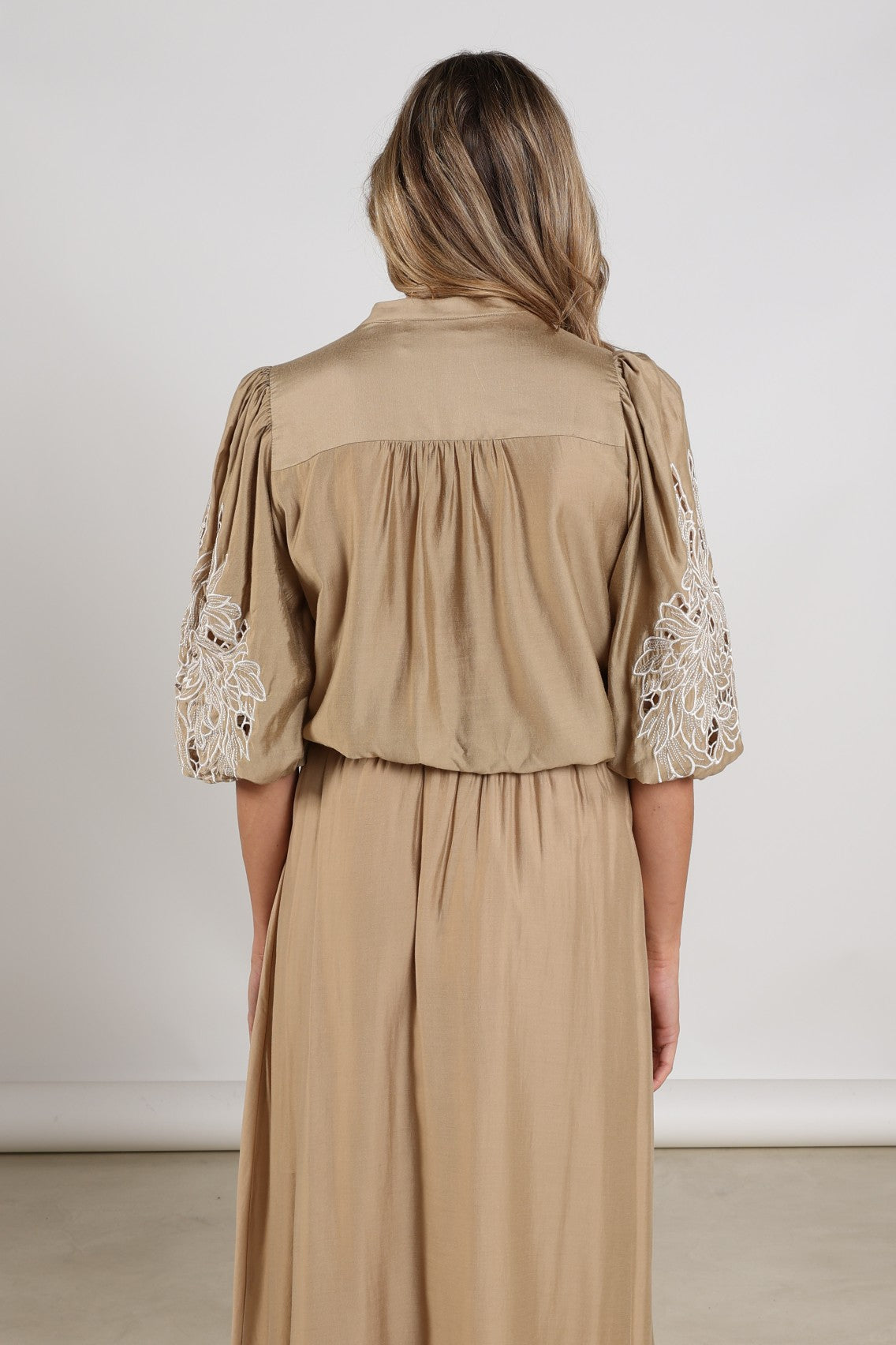 Nukus Rosie Blouse Embroidery camel