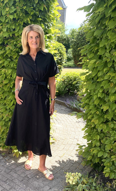 Azzurro Doorknoopjurk Korte Mouw 95156 zwart