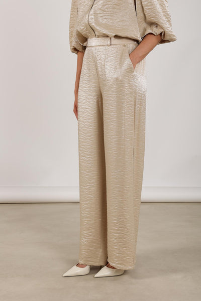 Nukus Linsey Broek sand