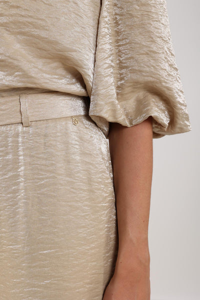 Nukus Linsey Broek sand