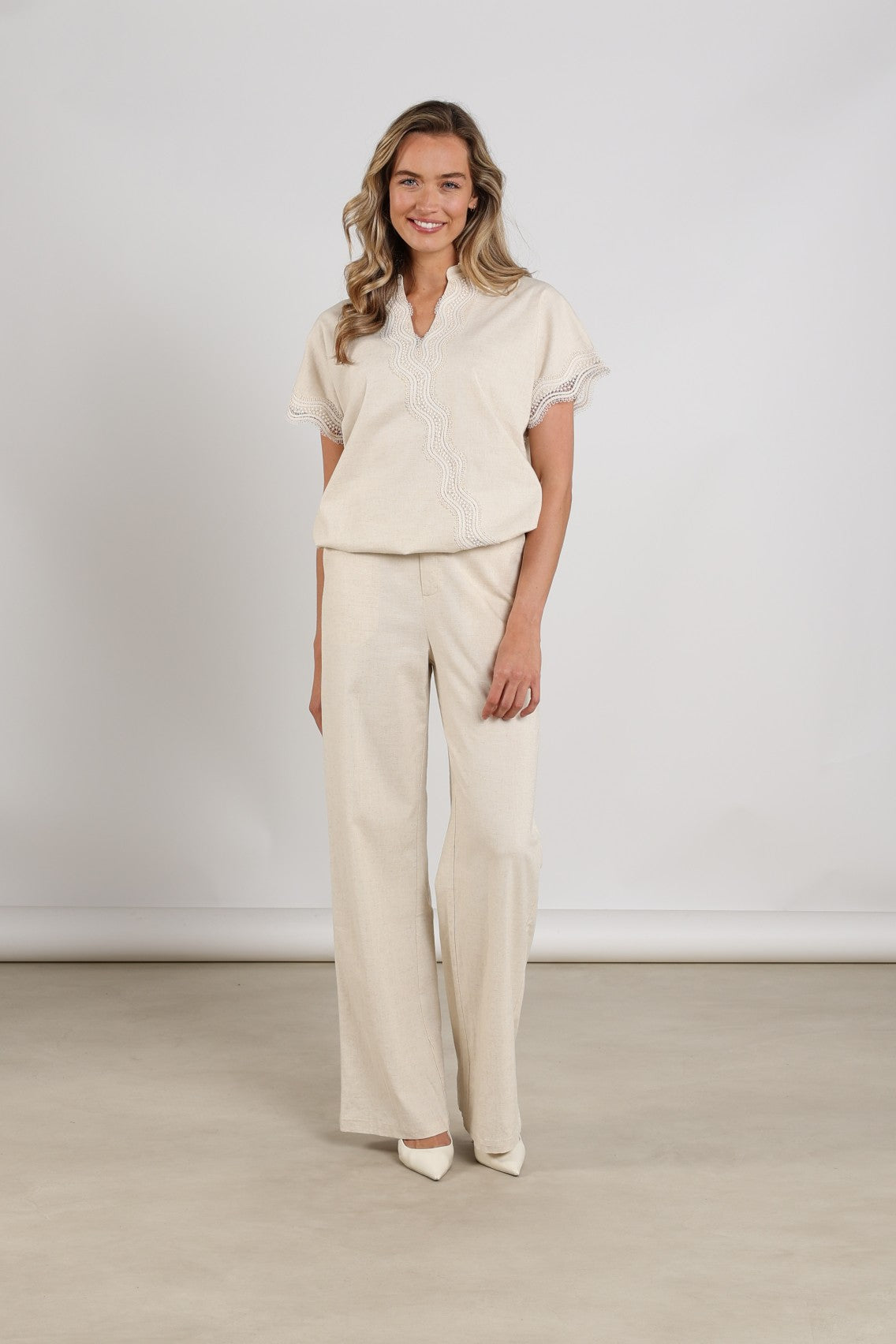 Nukus Daniel Top sand