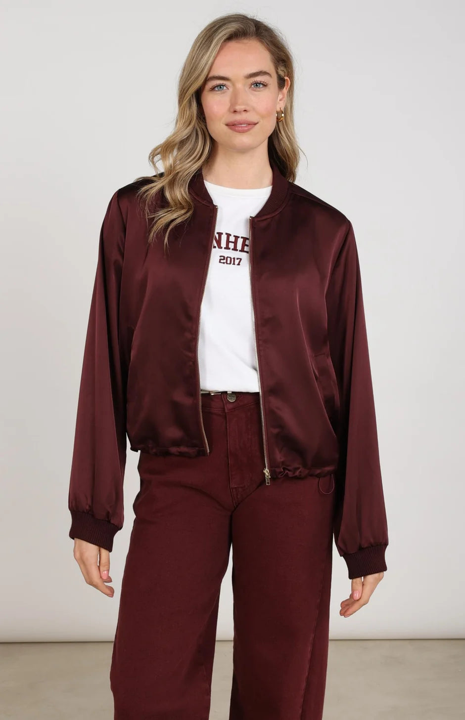 Nukus Dena Jacket Shiny cherry