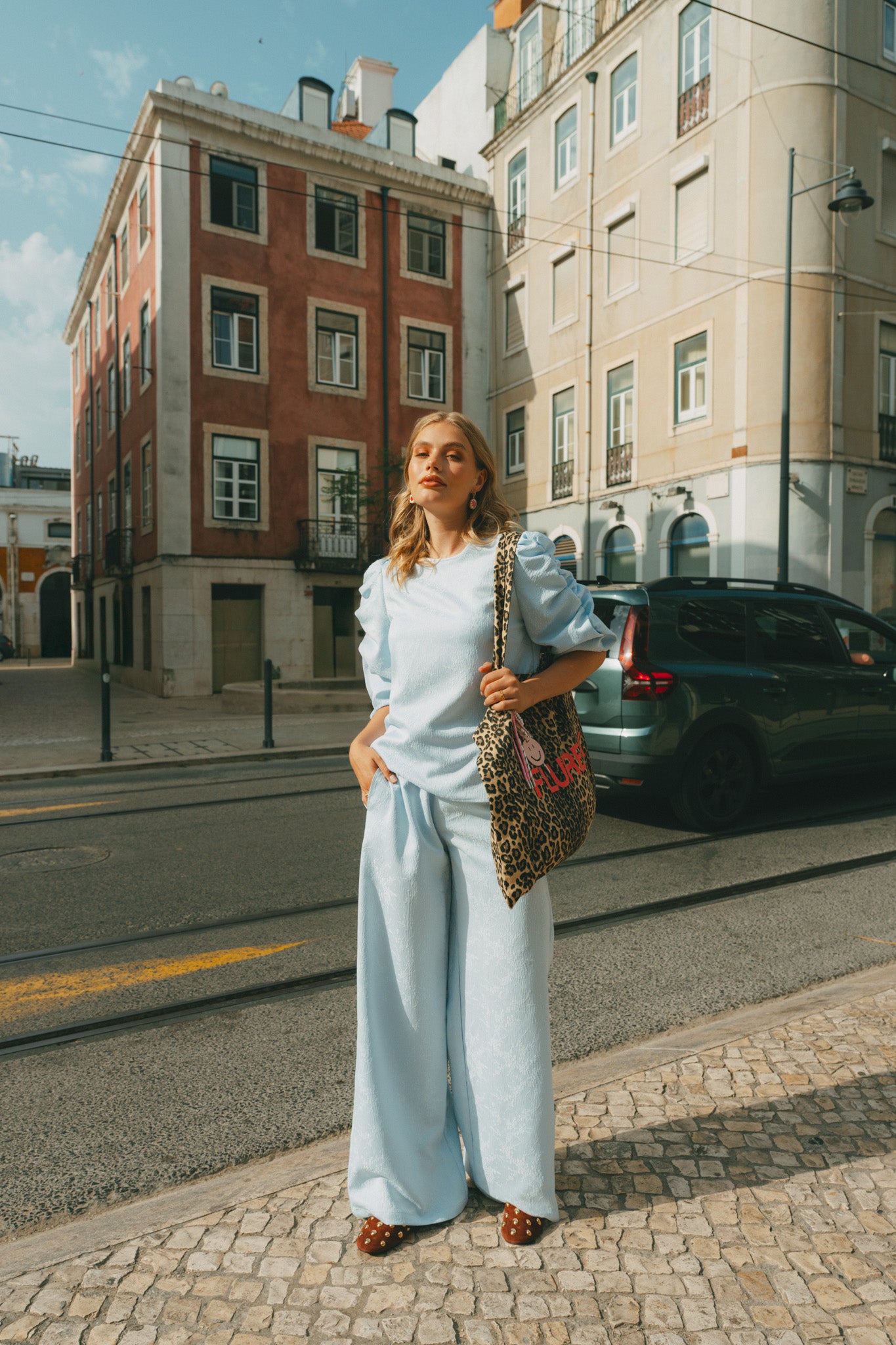 Fluresk Melani Top light blue