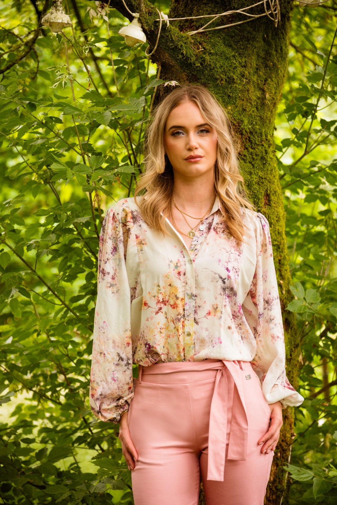 ICNK Amsterdam Job Blouse Flower Lurex colored