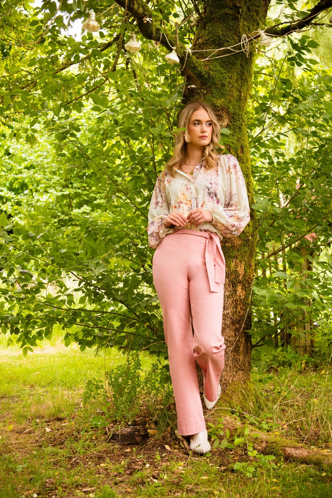 ICNK Amsterdam Job Blouse Flower Lurex colored