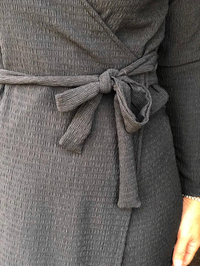 Musthaves by Elja Wikkel Jurk Lang zwart