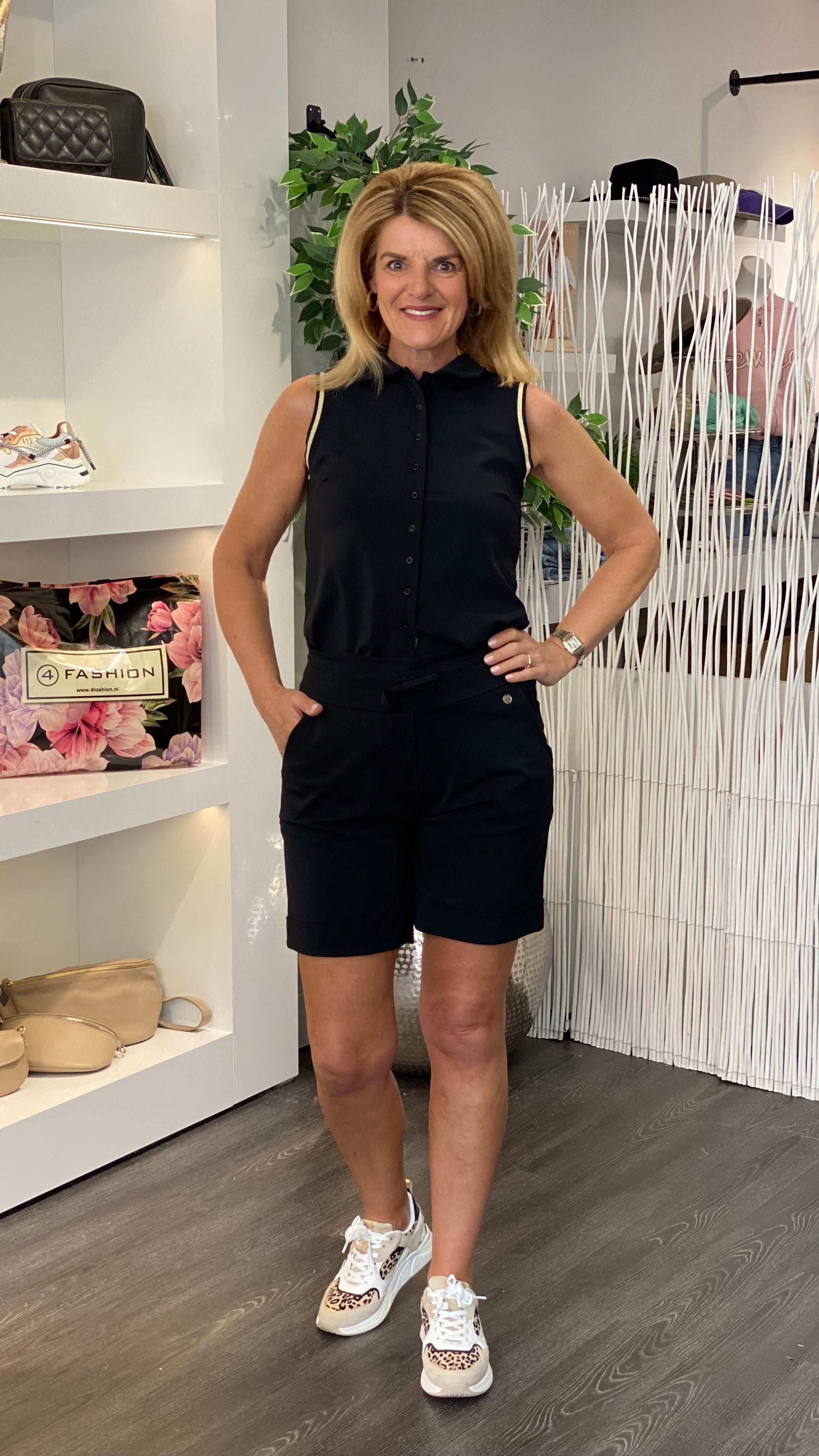 Triple Nine Travelstof Korte Broek 2503 zwart