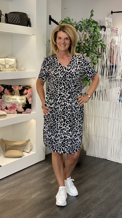 Freequent Floi Jurk high rise w. black