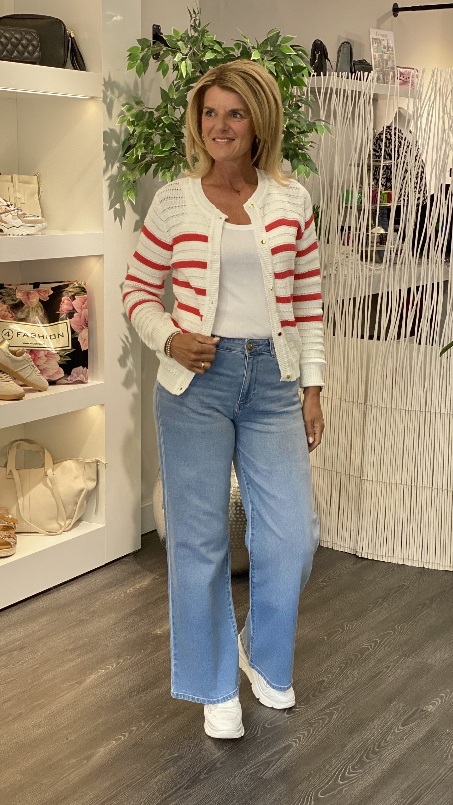 Freequent Sail Vest star offwhite w. bittersweet