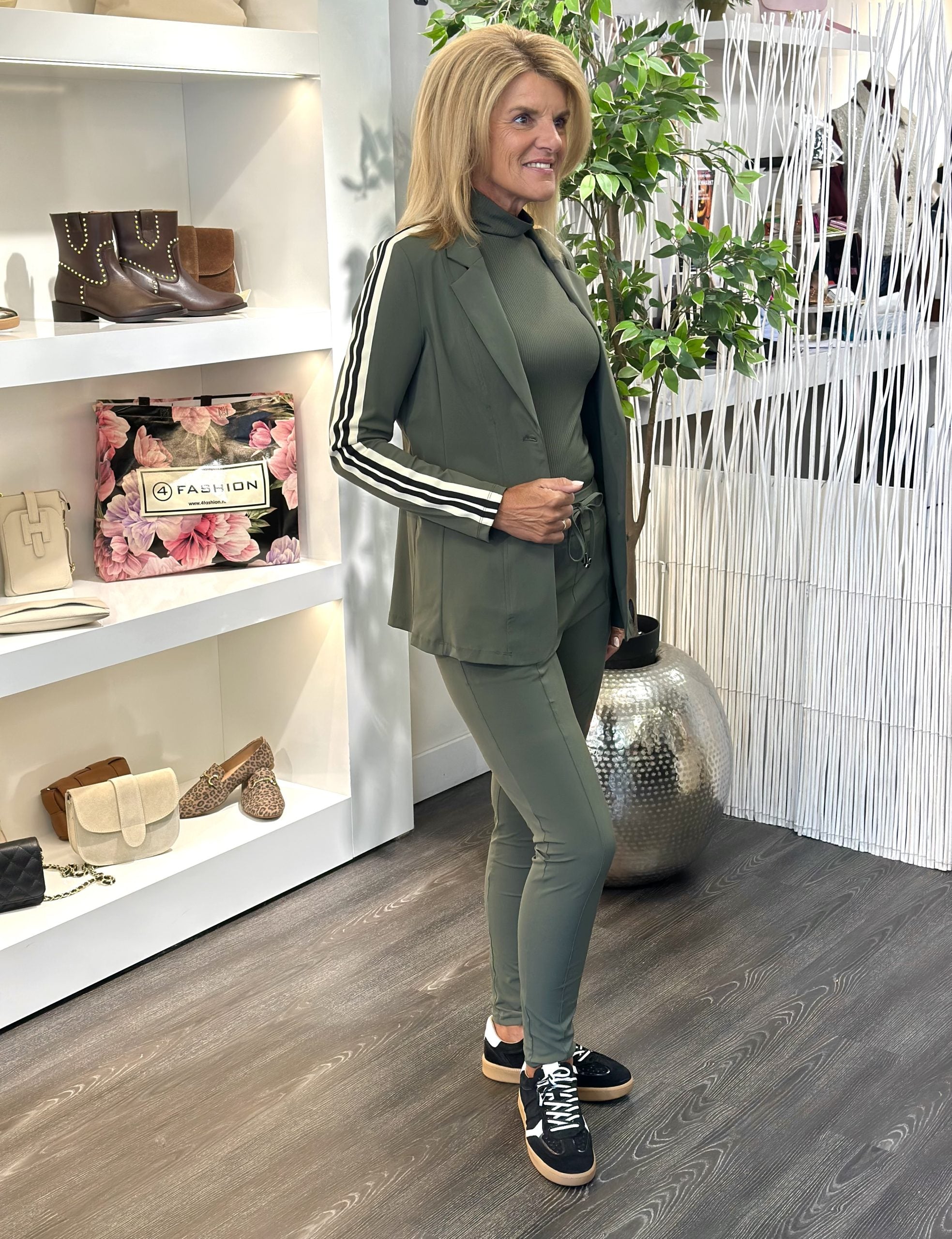 Mi Piace Travelbroek dikkere kwaliteit 202134 deep depth