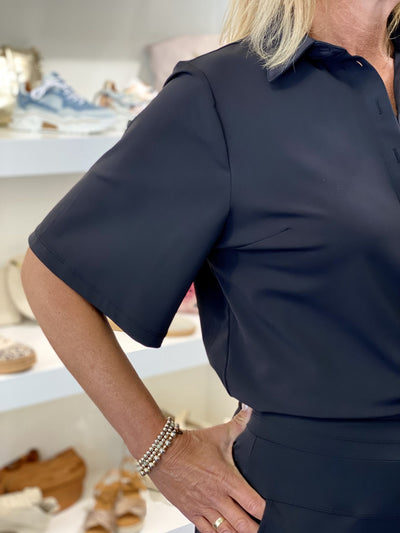 Mi Piace Travelstof Blouse Korte Mouw zwart 202502