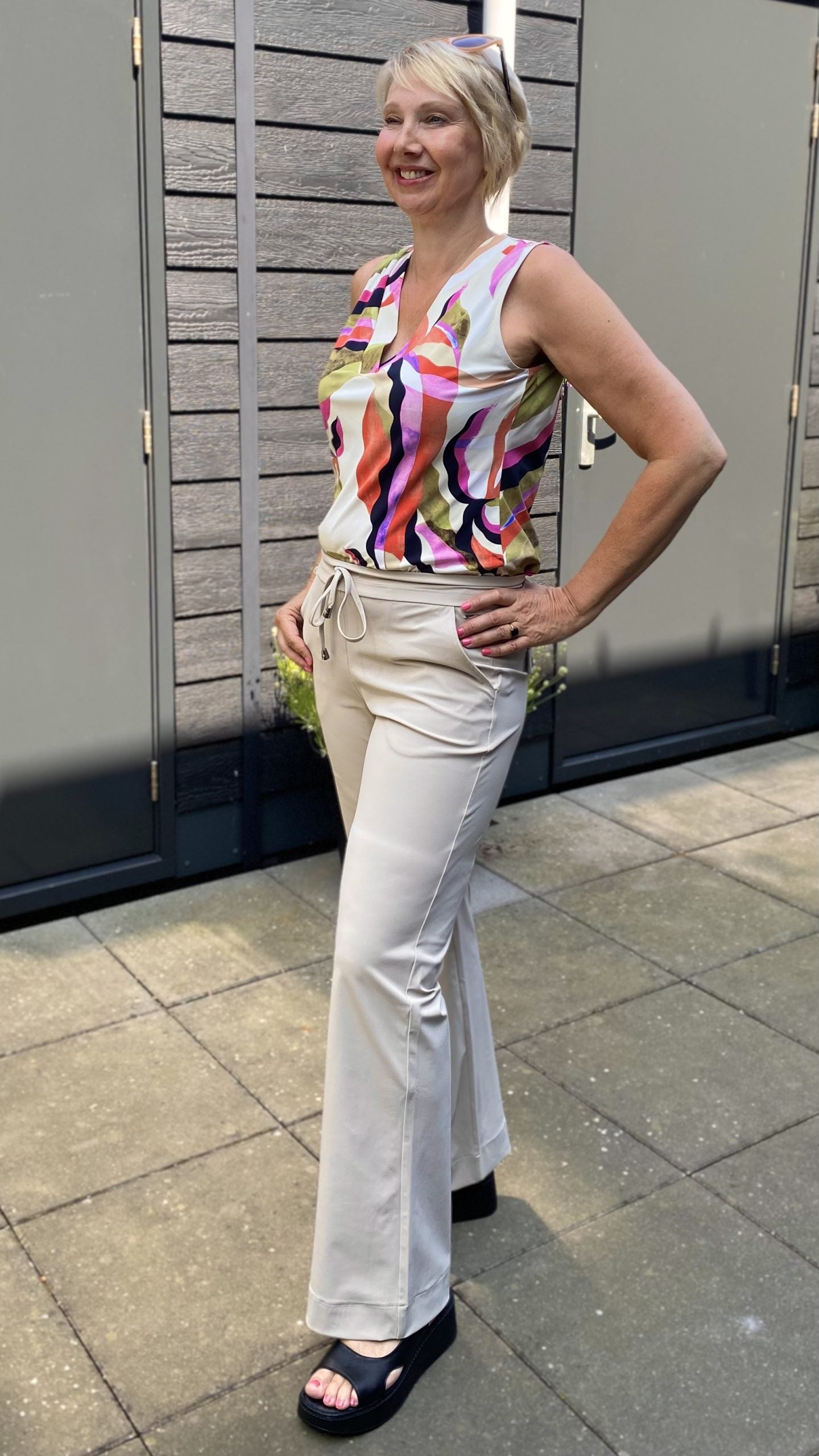 Mi Piace Travelstof Mouwloze Top multicolour picasso print 202425