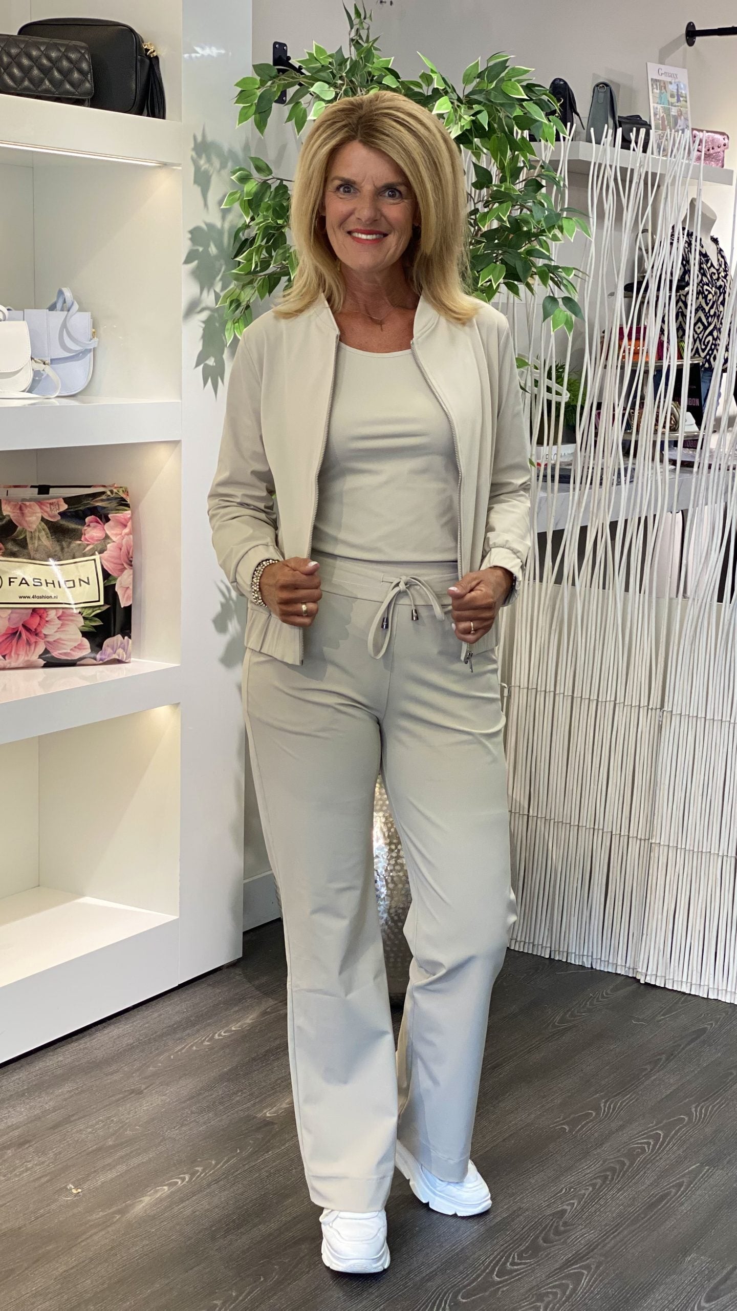 Mi Piace Travelstof Bomber Jack beige 202463