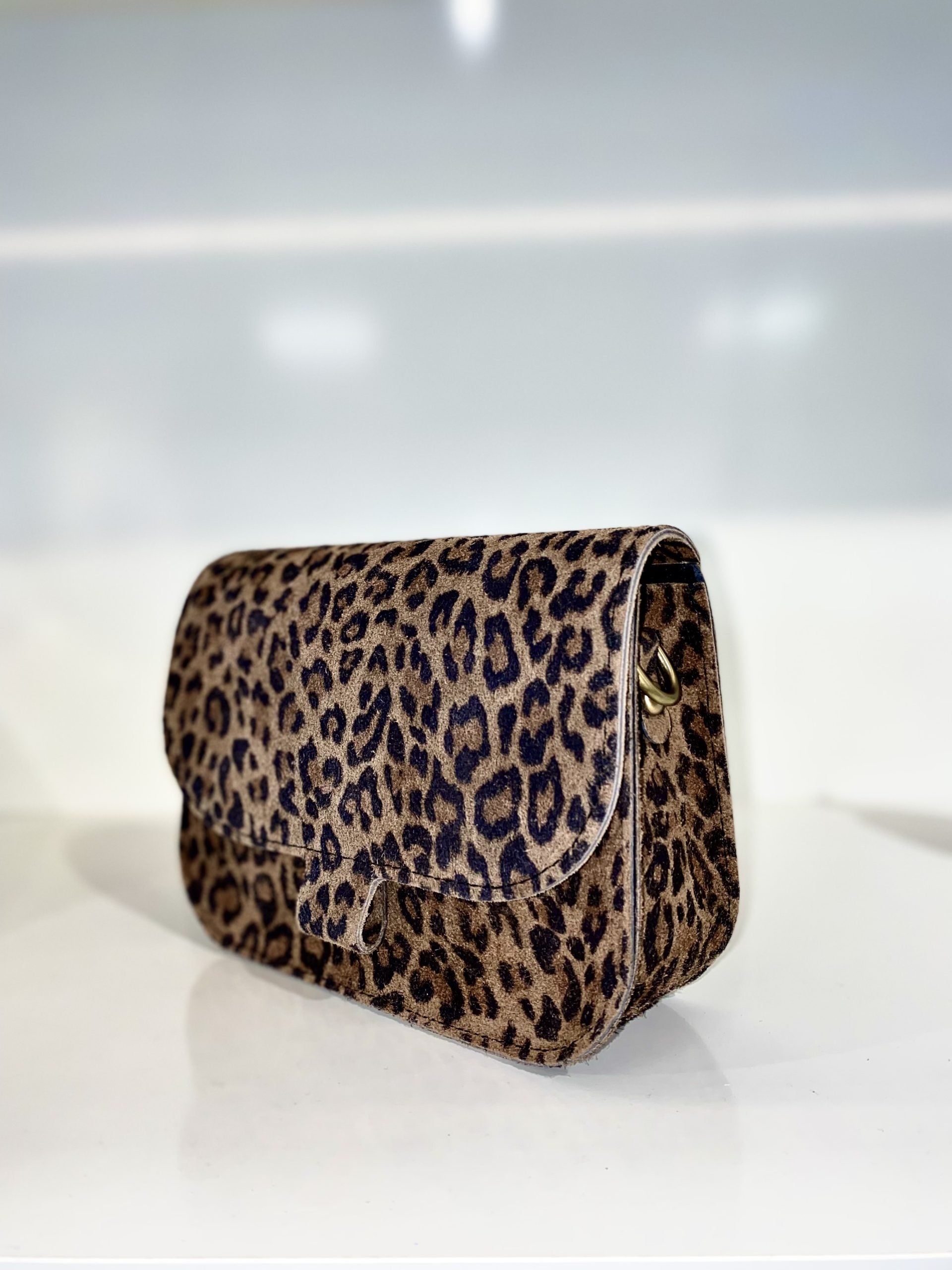 Flora Tas Suede Leopard 58 T222