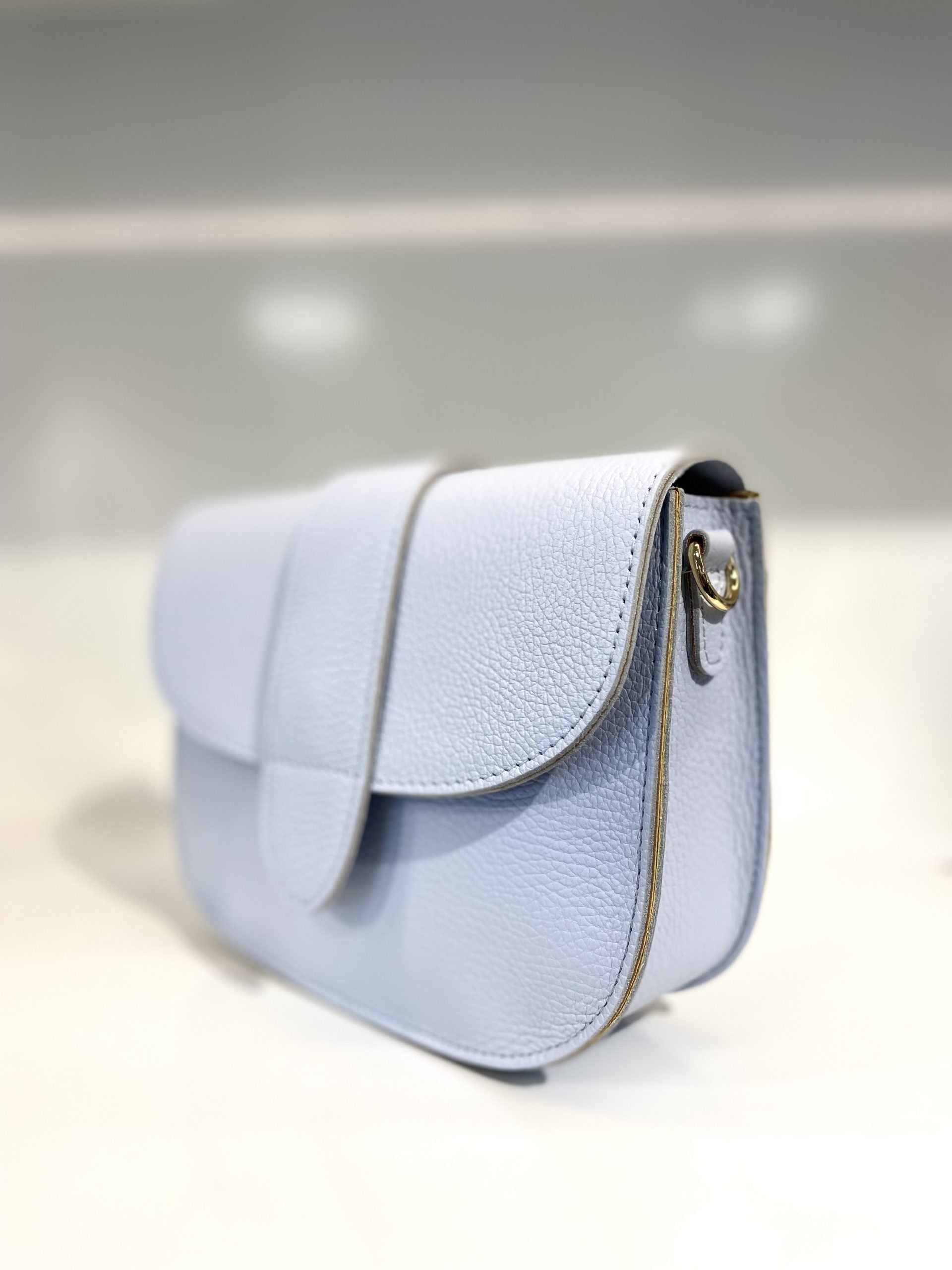 Maan Tas Leer Baby Blue T230