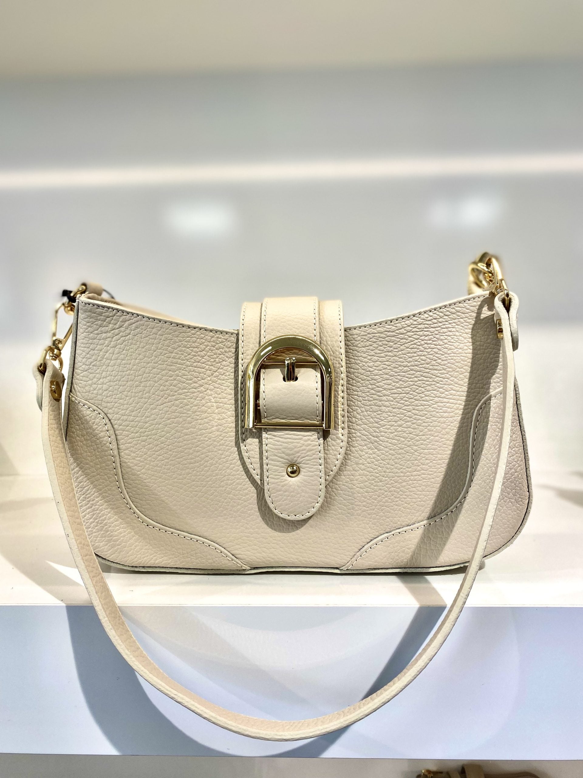 Giuliano Tas met Gesp Leer Kit/Goud T228