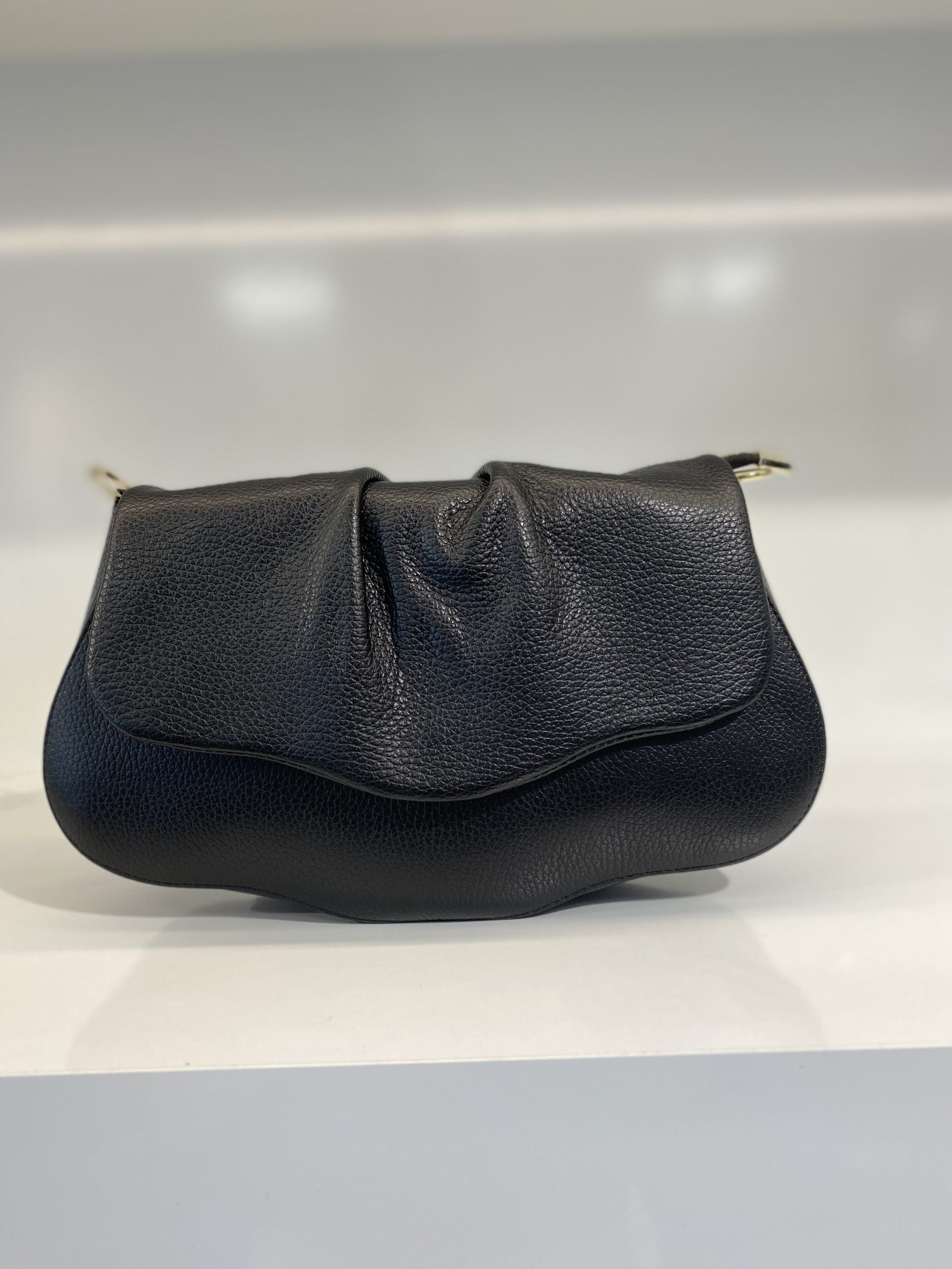 Flora Tas Leer Zwart T231