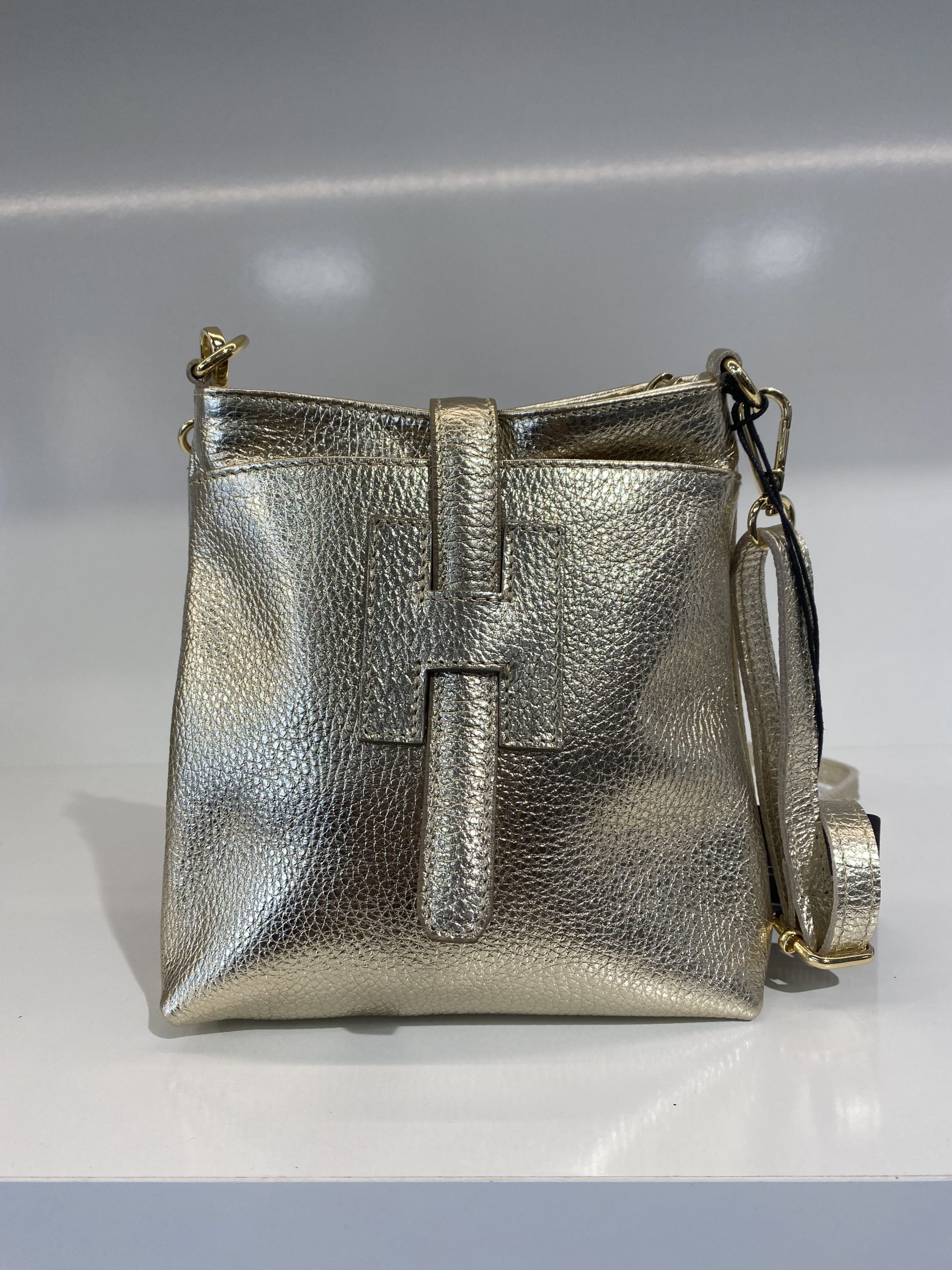 Giuliano Tas Leer H-Gesp Goud T240