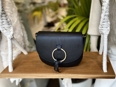Crossbody Tas Zwart Leer Gouden Ring T220