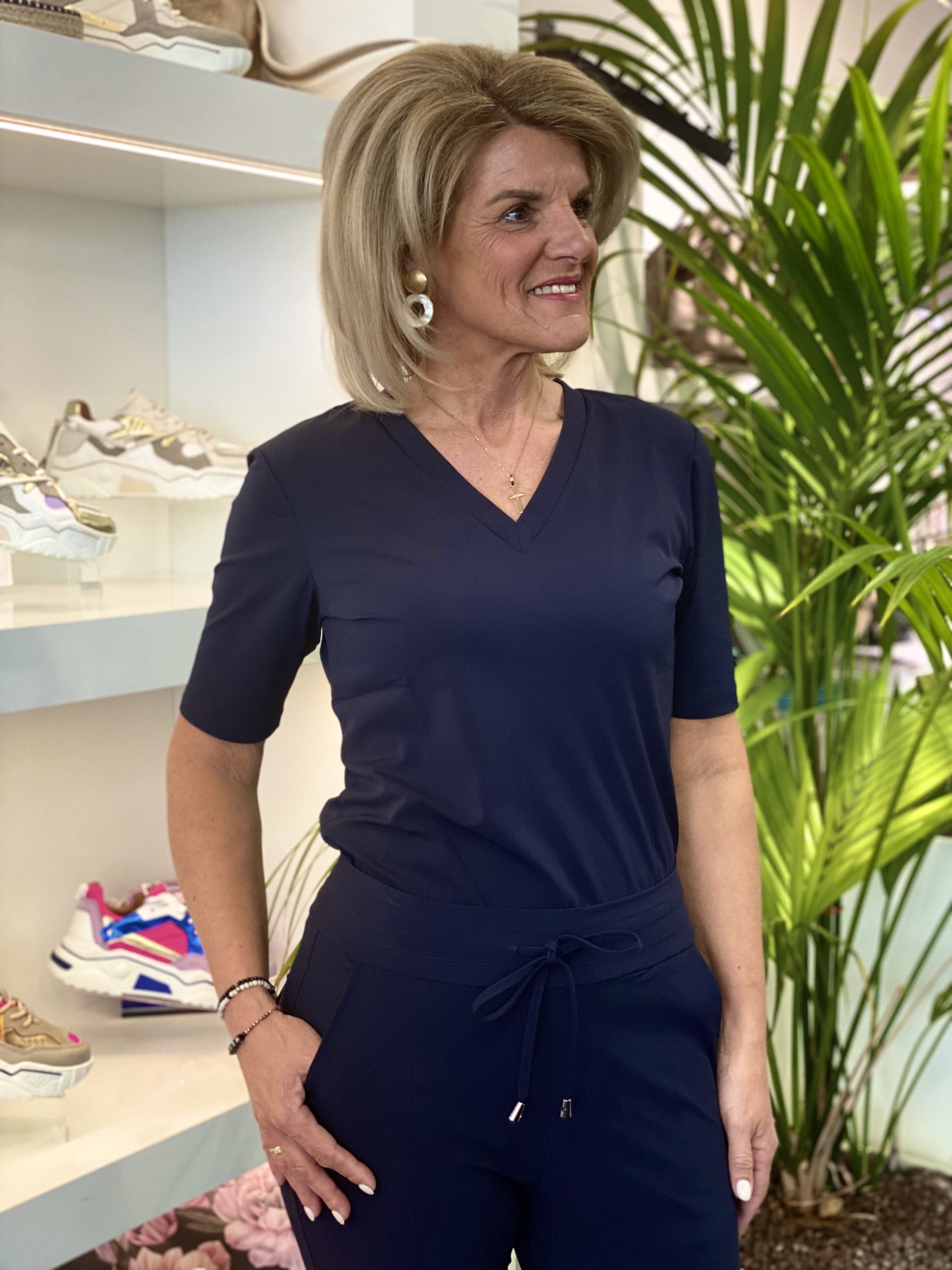 Mi Piace Travelstof Top V-Hals donkerblauw 202271