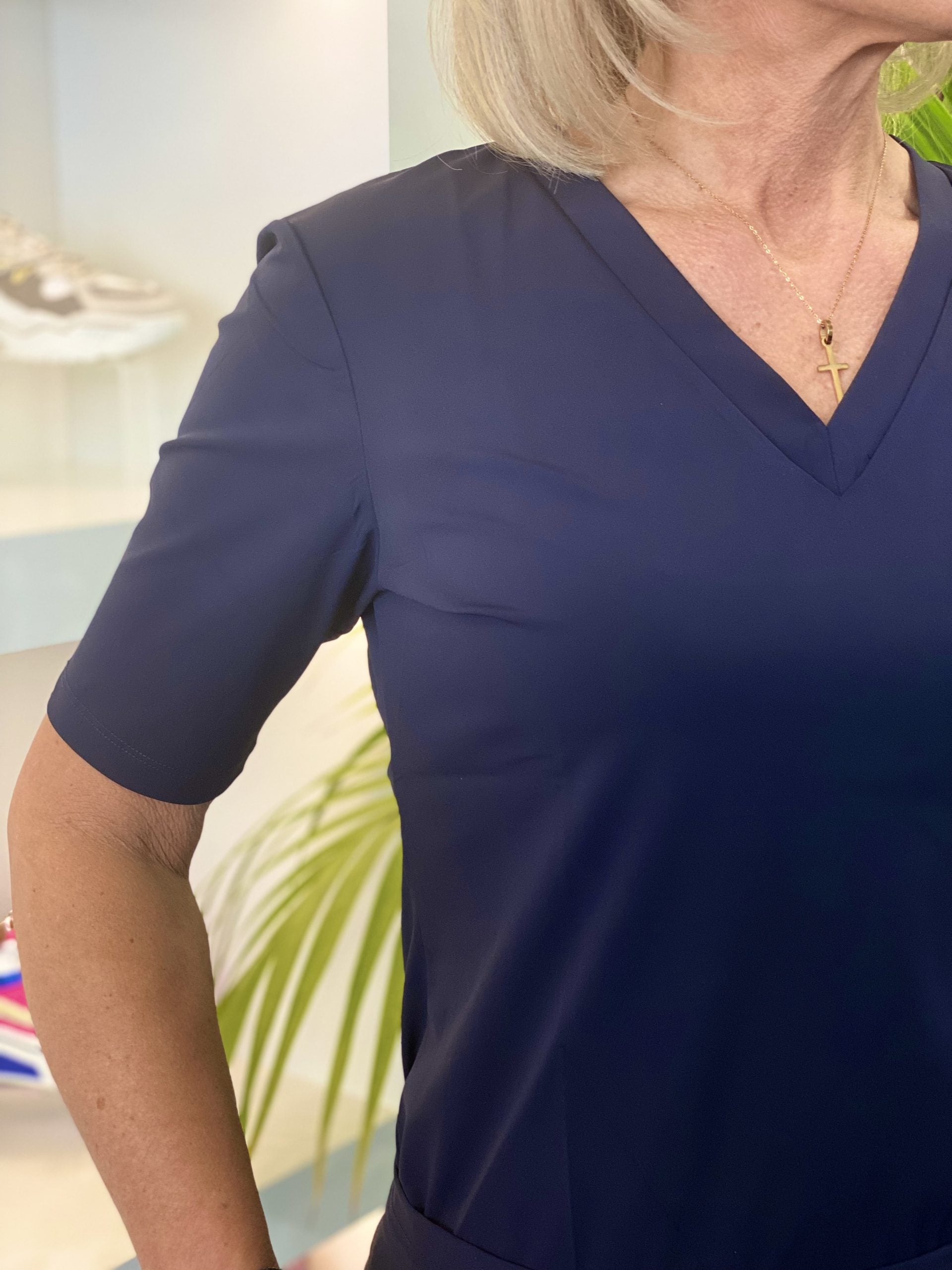 Mi Piace Travelstof Top V-Hals donkerblauw 202271