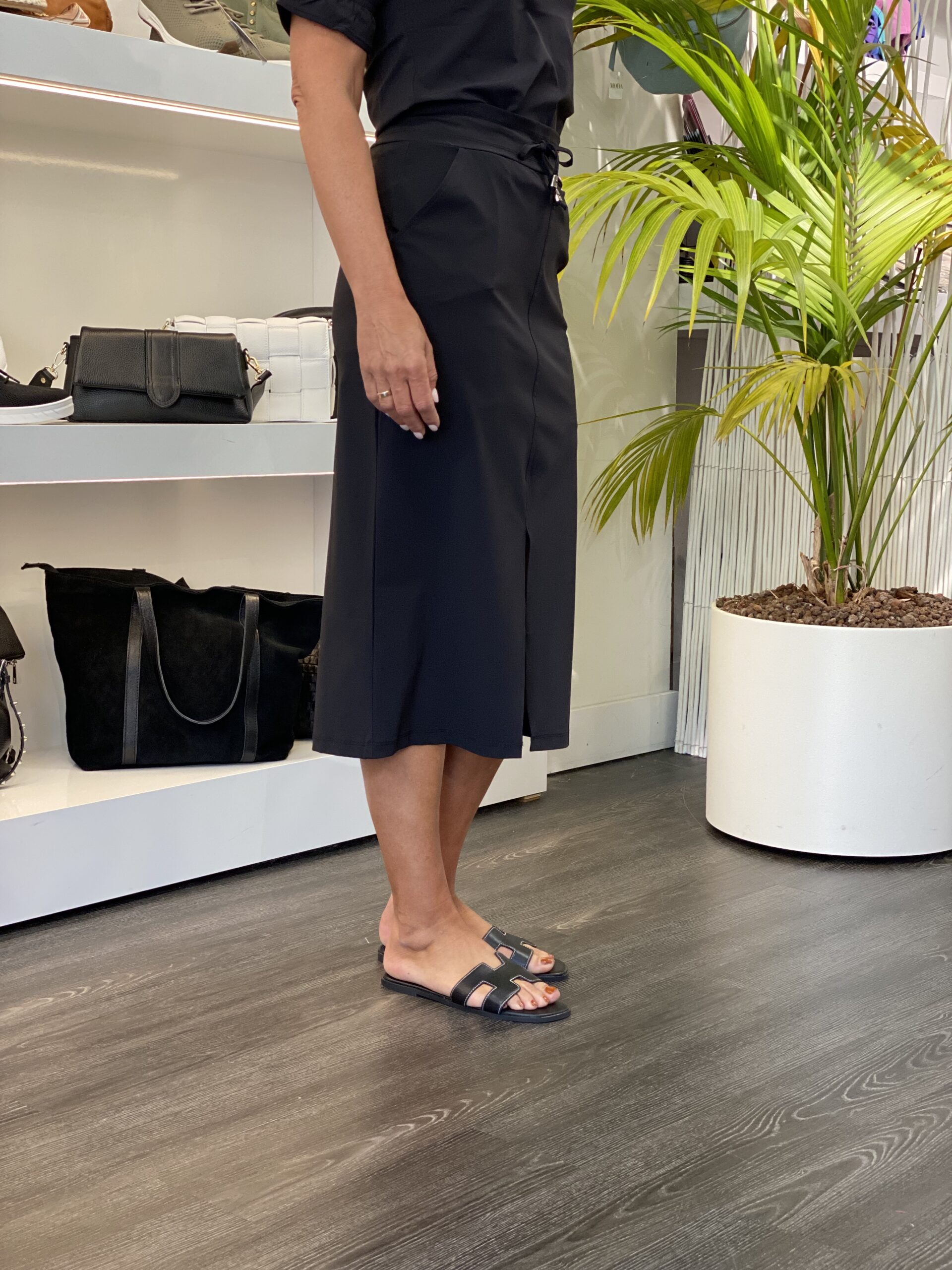 Mi Piace Travelstof Halflange Rok zwart 202424