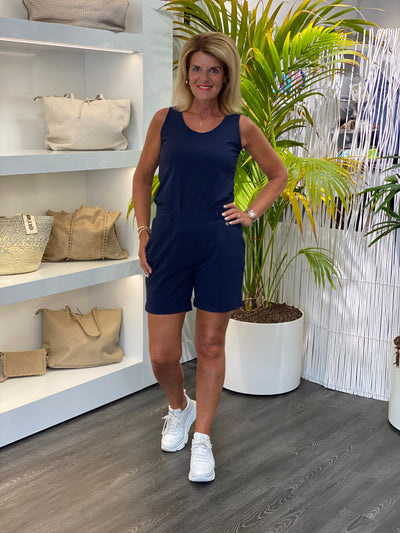 Triple Nine Travelstof Mouwloze Top Milou 9000 donkerblauw