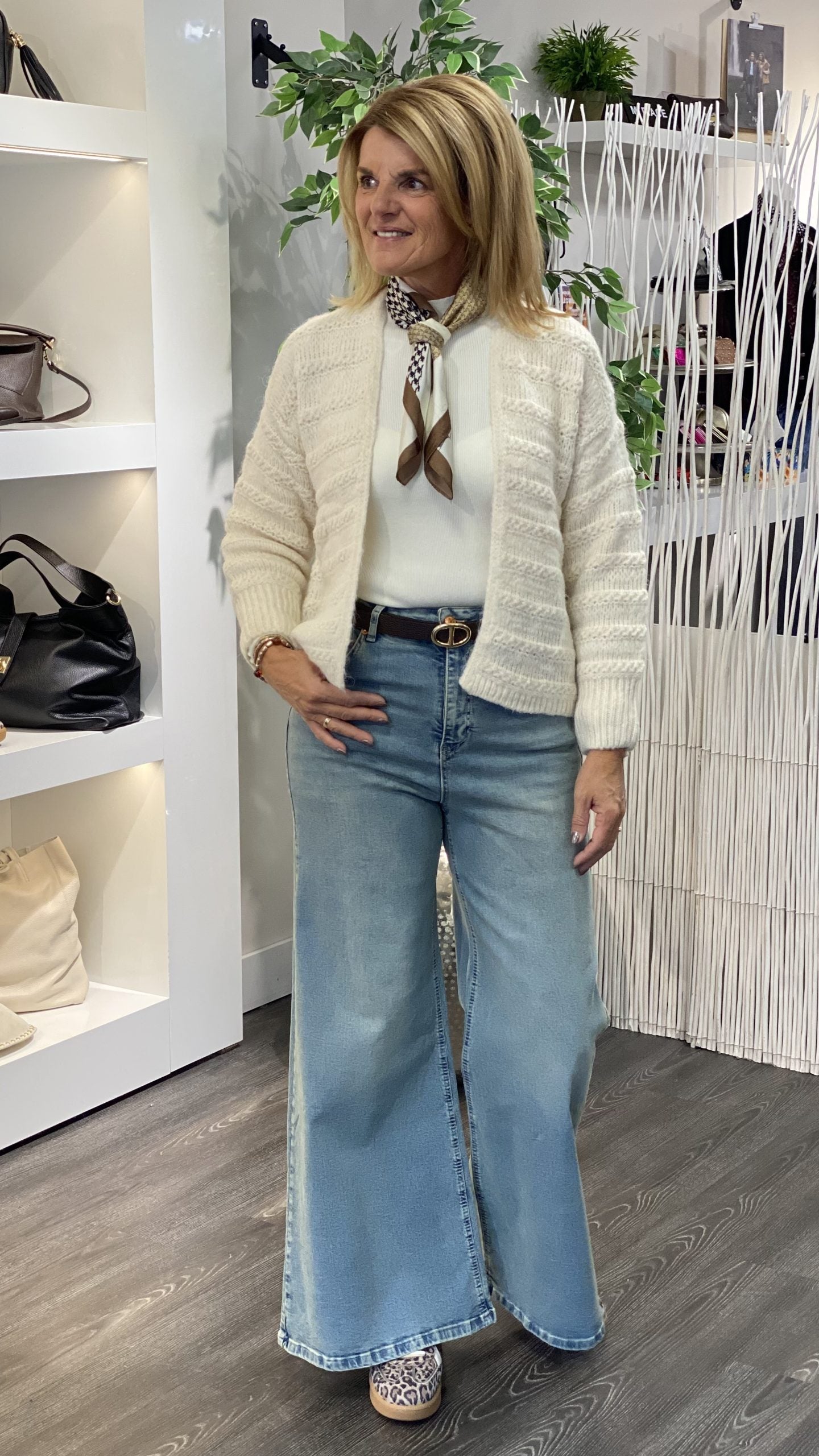 Freequent Wave Vest Cardigan moonbeam