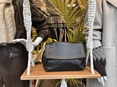 Crossbody Tas Leer Studs Zwart/Goud T374