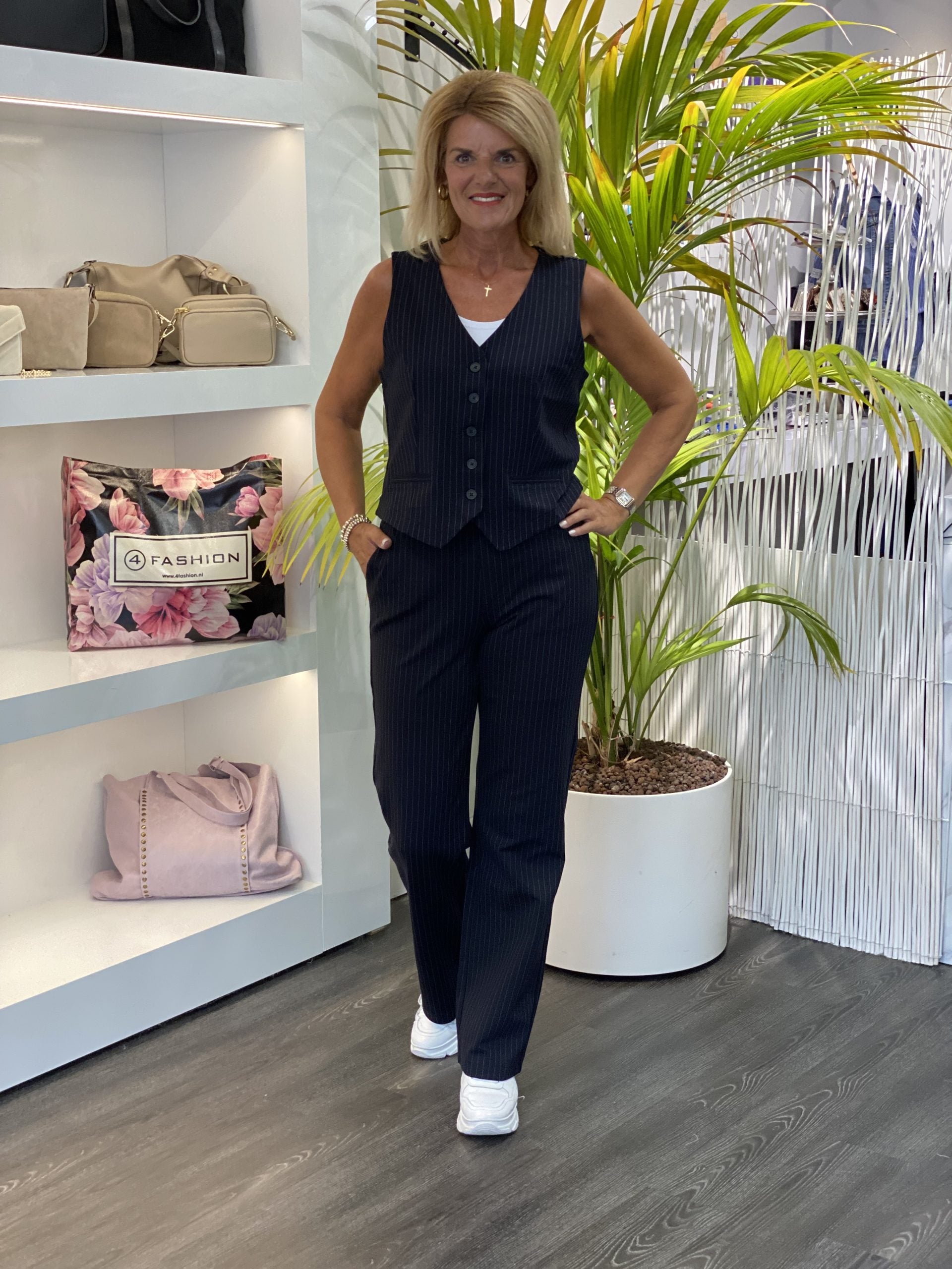 Red Button Gilet Punta Pinstripe Krijtstreep zwart