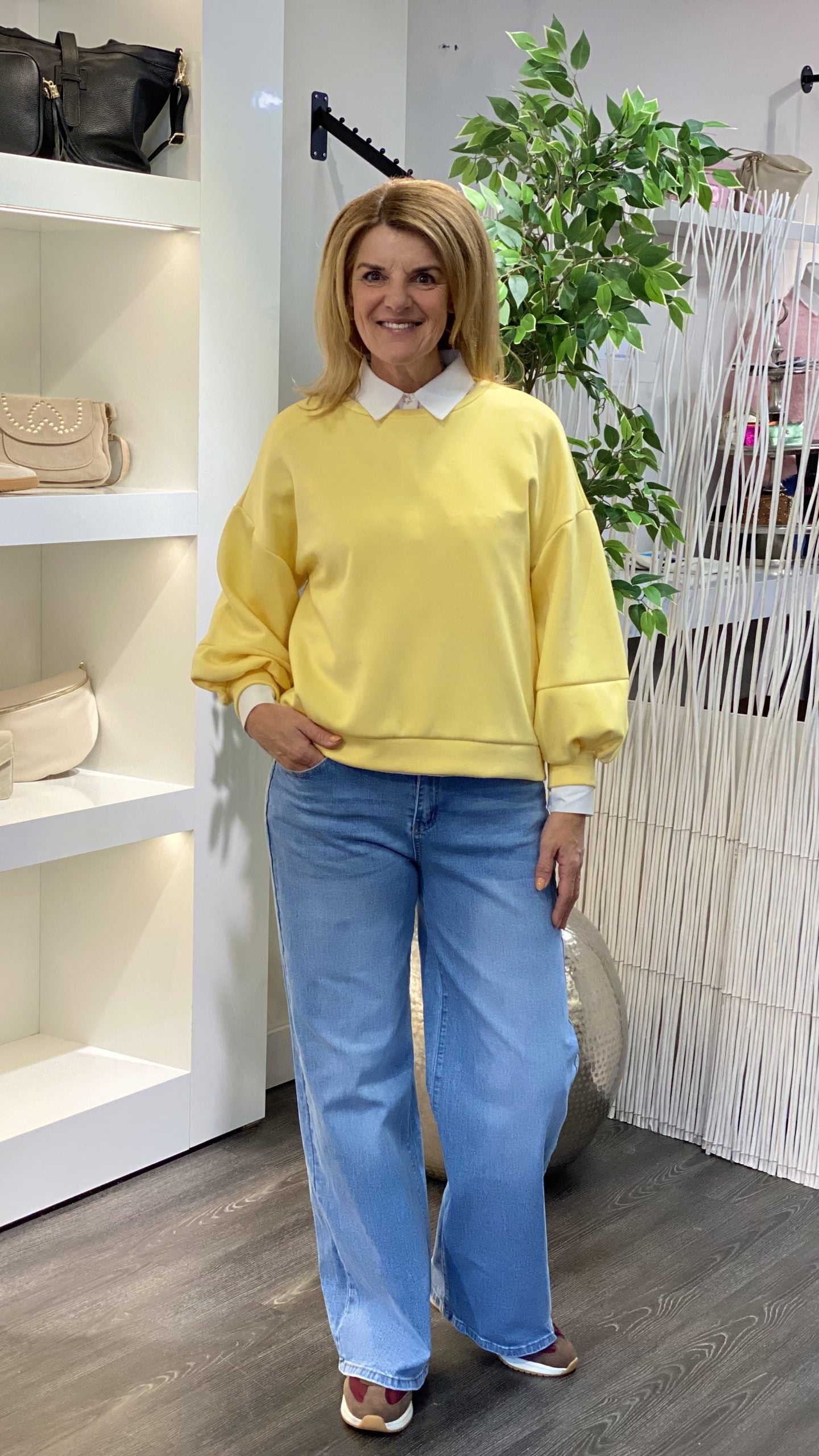 Azzurro Zachte Sweater 4280 geel