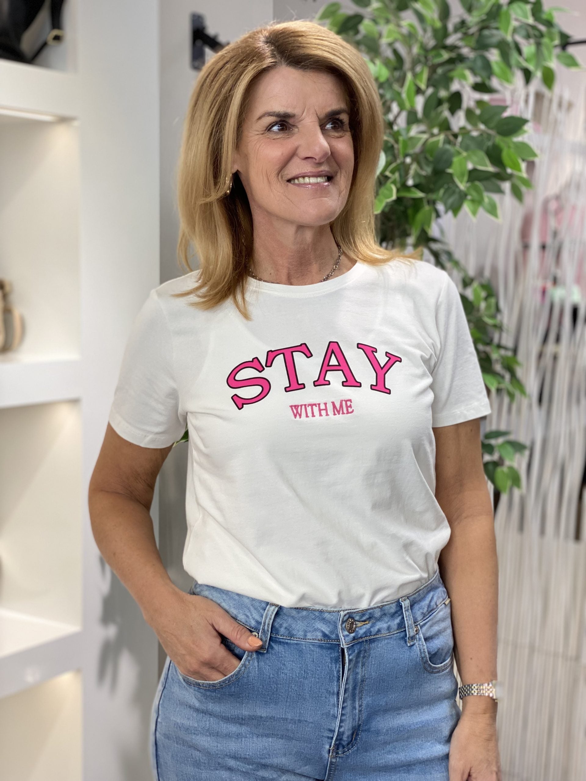 Freequent Fenjal Tee Shirt star off-white w. fuchsia purple