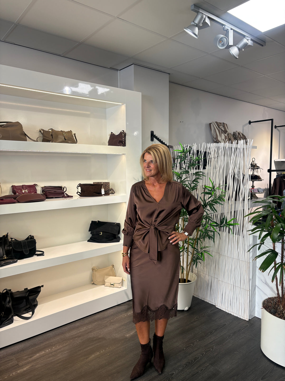 Mi Piace Rok Satin Lace 202908 chestnut