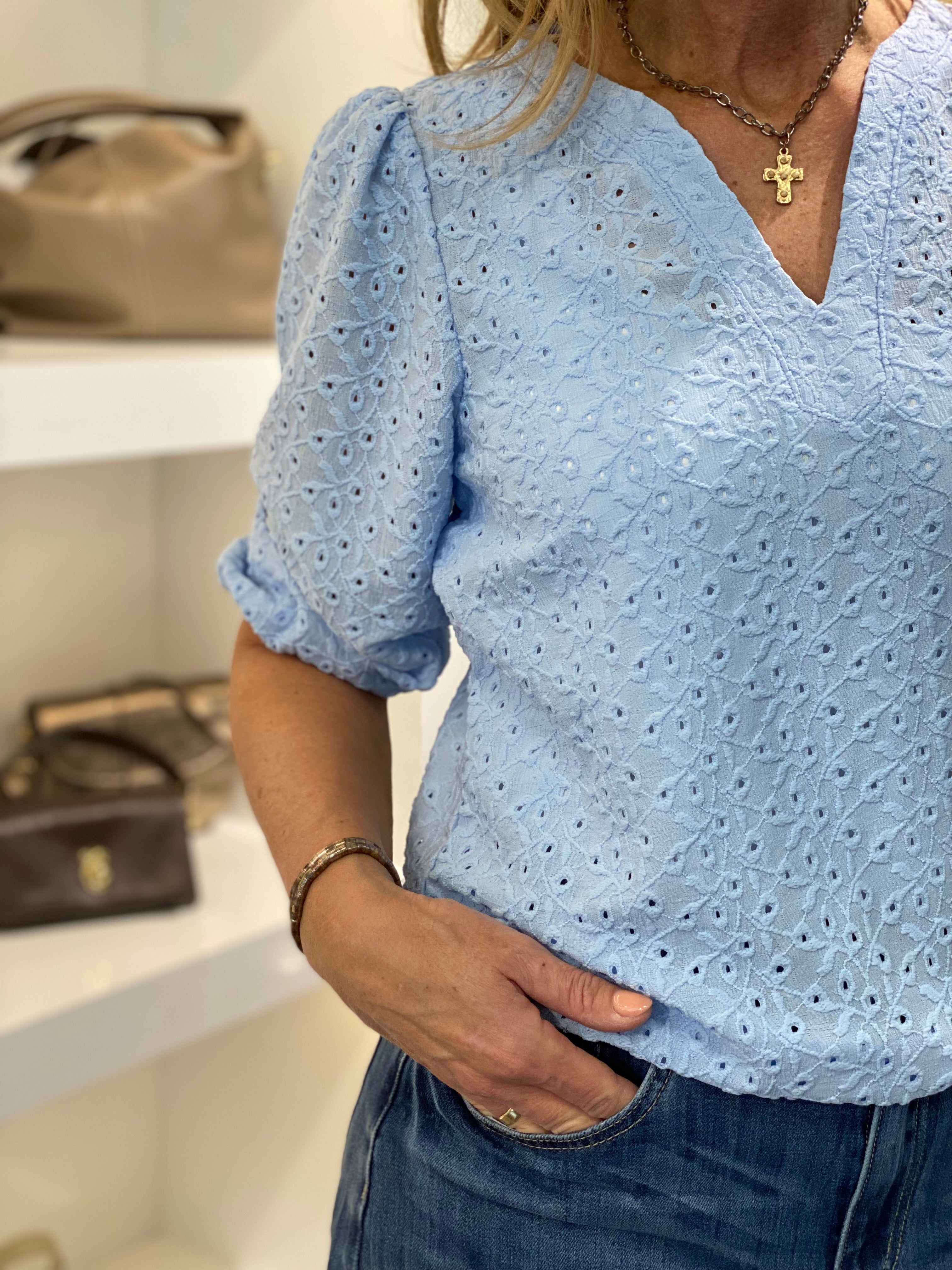 Red Button Top Ajour lightblue