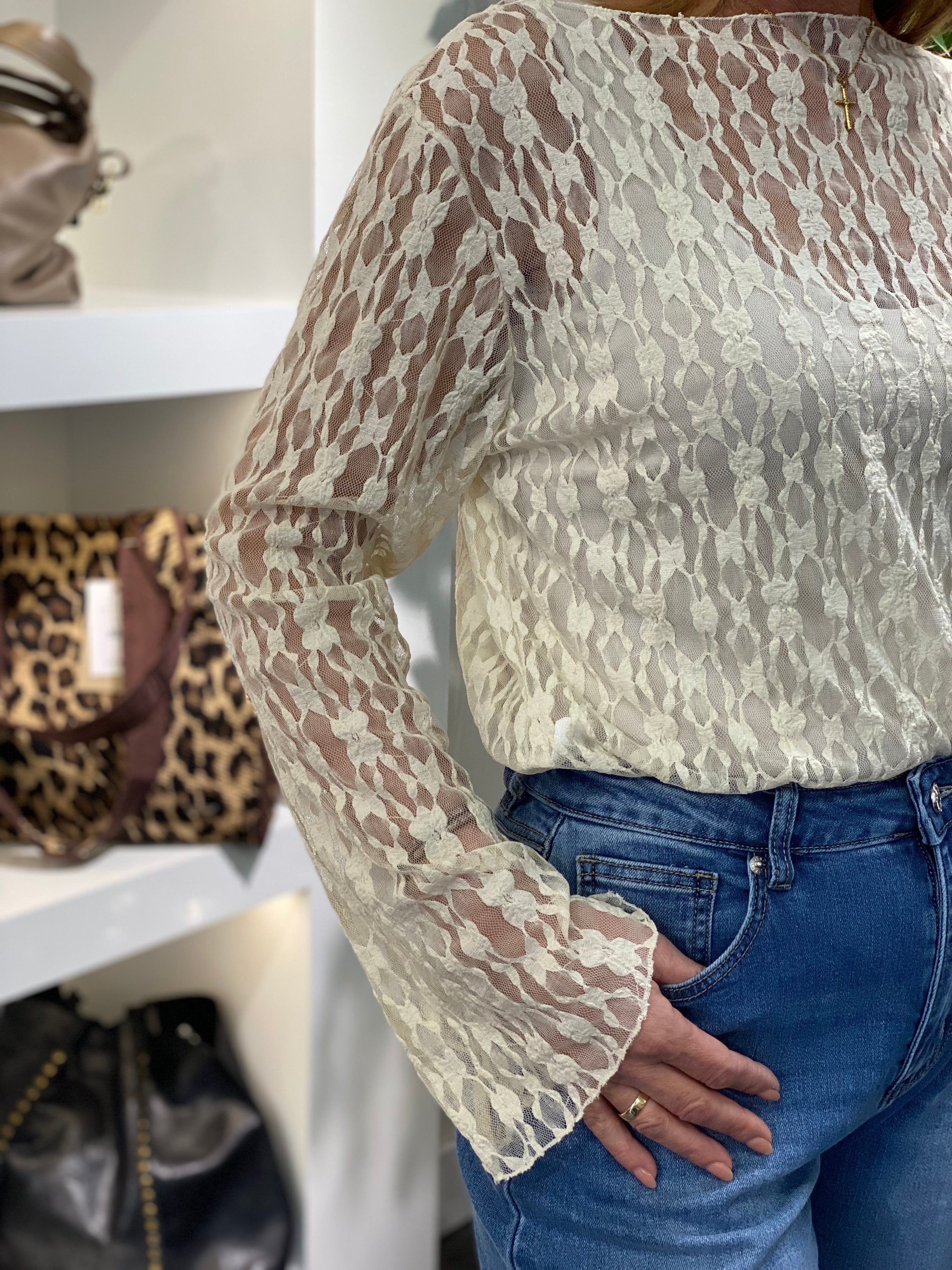 New Collection Kanten Top beige