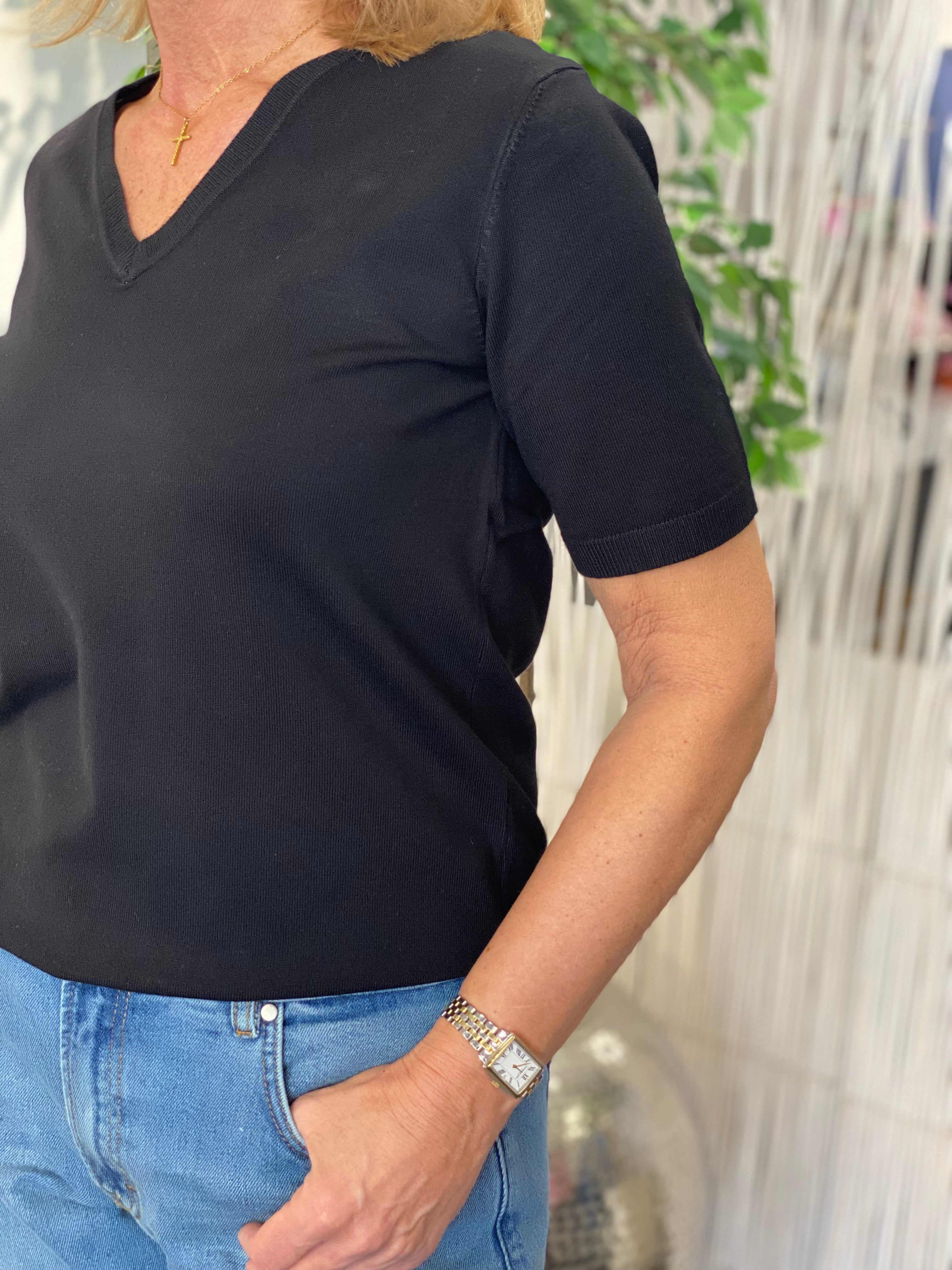 NED Vils 1/2 SS Top zwart