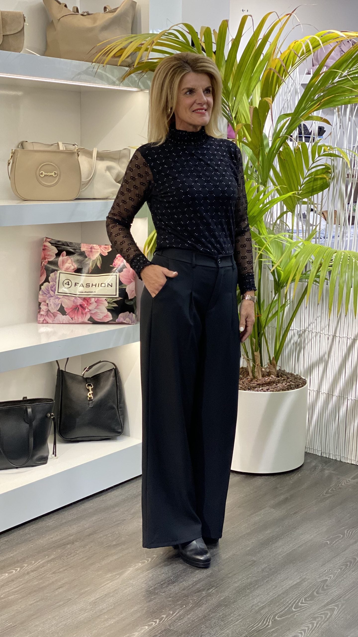 Chastar Glam Top zwart 0384