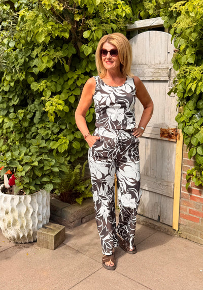 Mi Piace Travelstof Top 202027 hibiscus print espresso