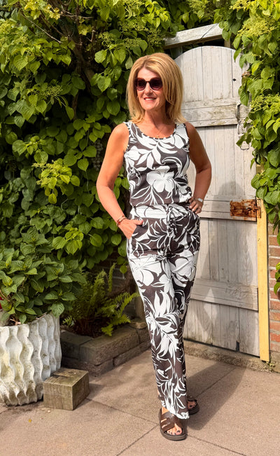Mi Piace Travelstof Top 202027 hibiscus print espresso