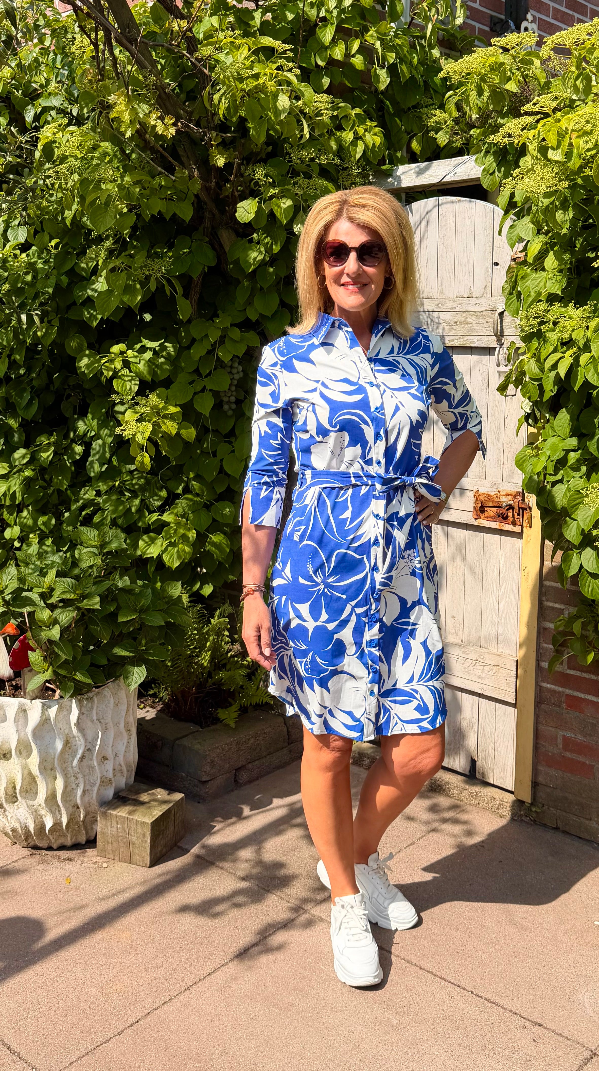 Mi Piace Travelstof Jurk 202092 hibiscus print nautic blue