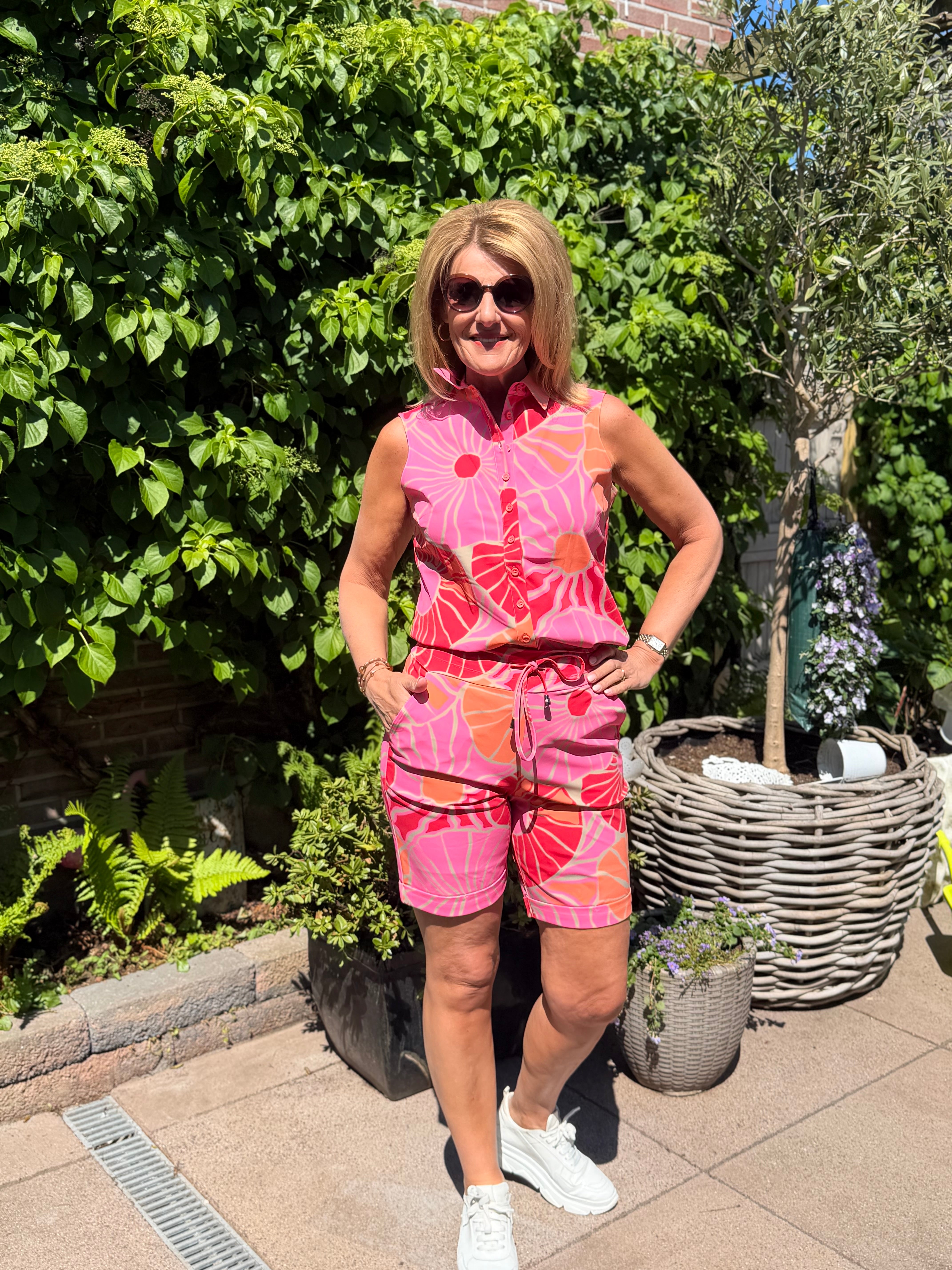 Mi Piace Travelstof Blouse Mouwloos 202299 desert anemone print coral