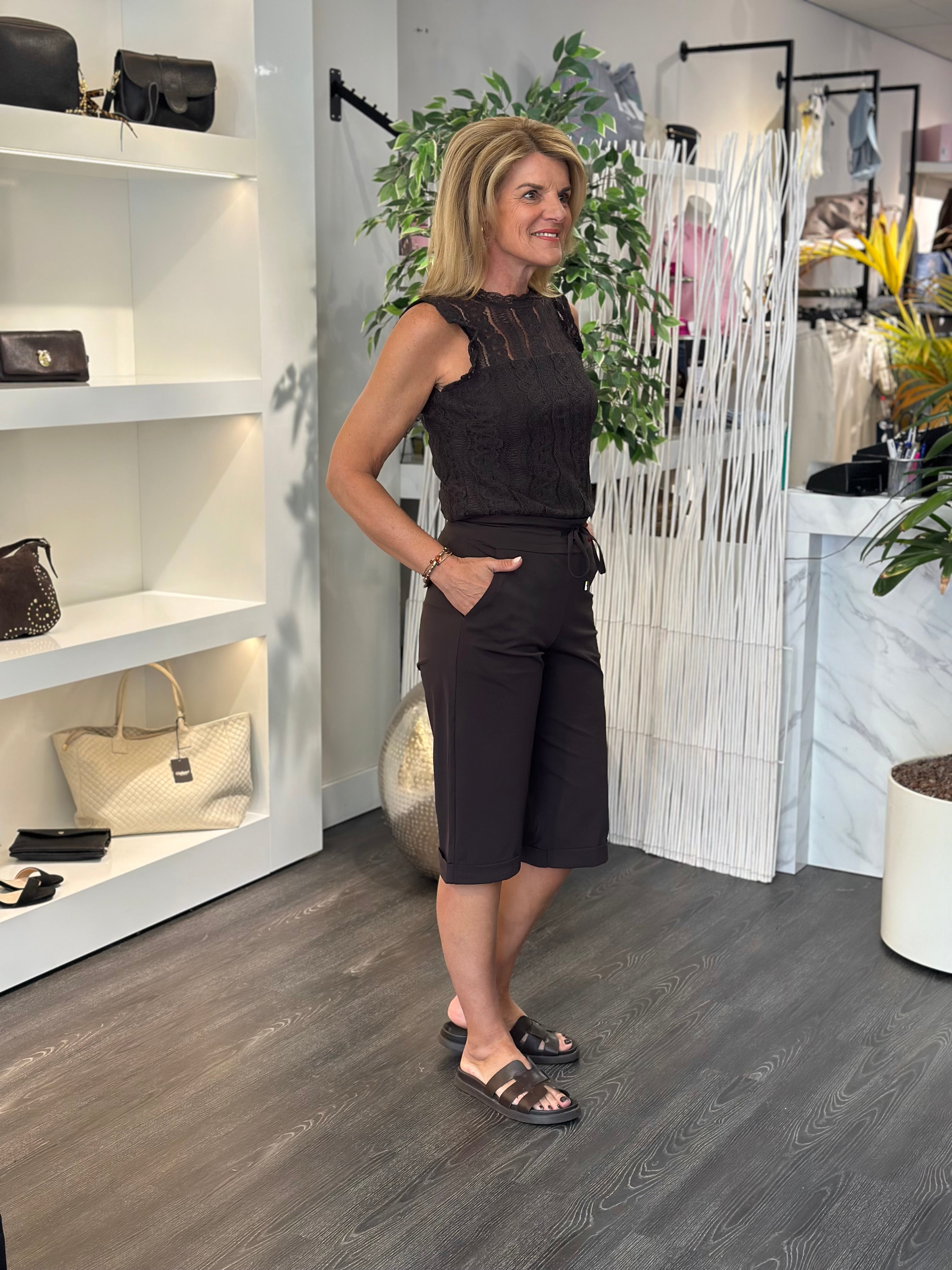 Mi Piace Travel Bermuda Overknee Broek 202817 espresso