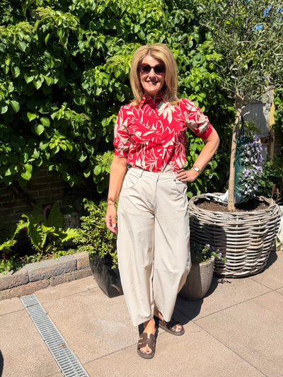 Mi Piace Travelstof Blouse Korte Mouw 202270 hibiscus print red