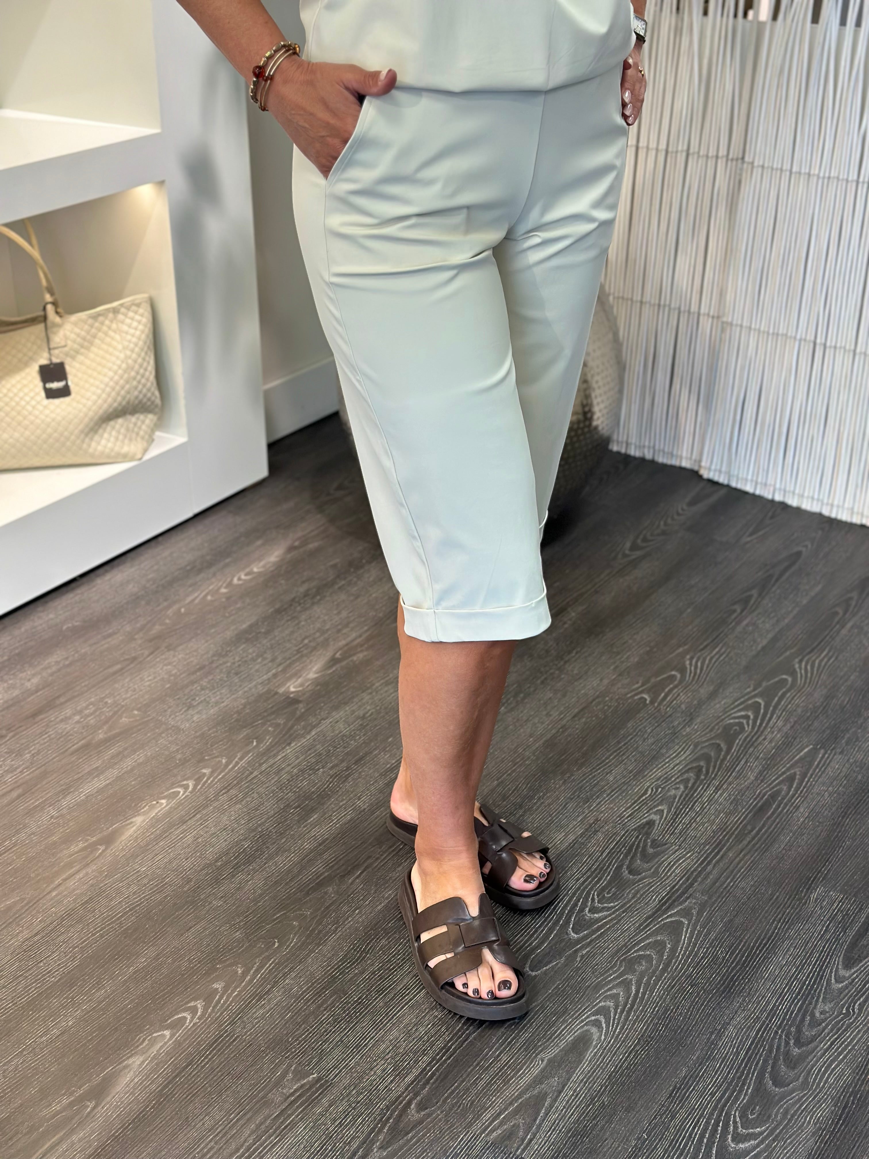 Mi Piace Travel Bermuda Overknee Heavy Broek 202817 kit