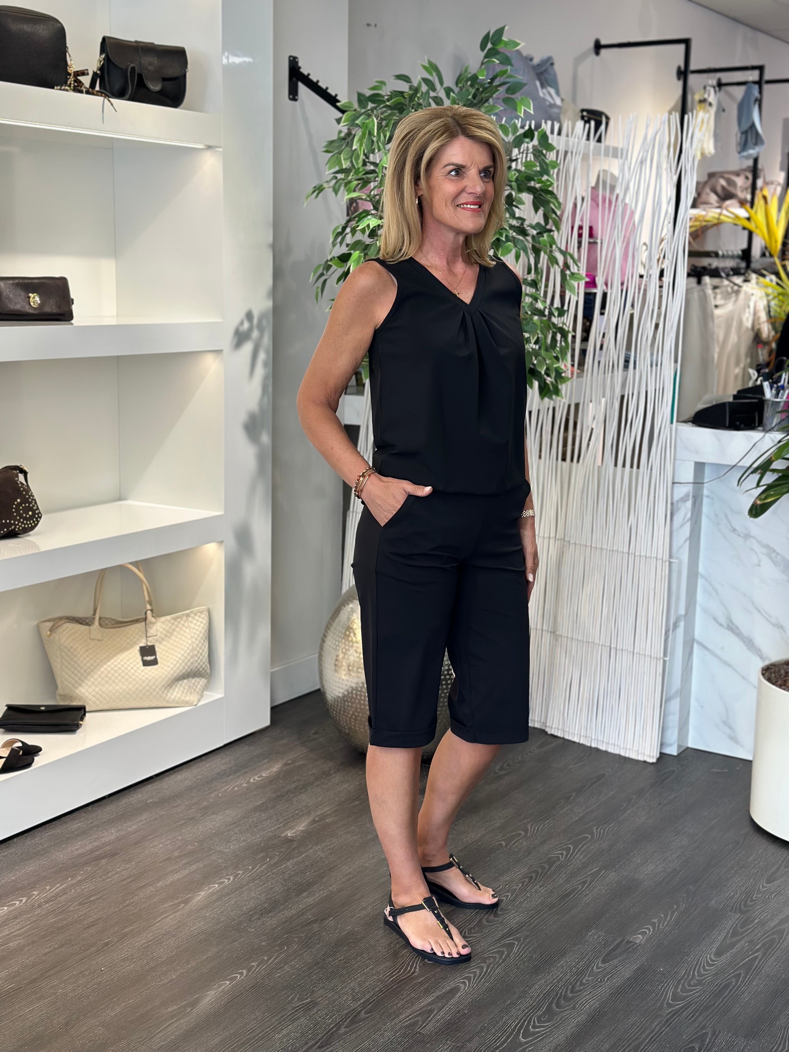 Mi Piace Travel Bermuda Overknee Broek 202817 zwart