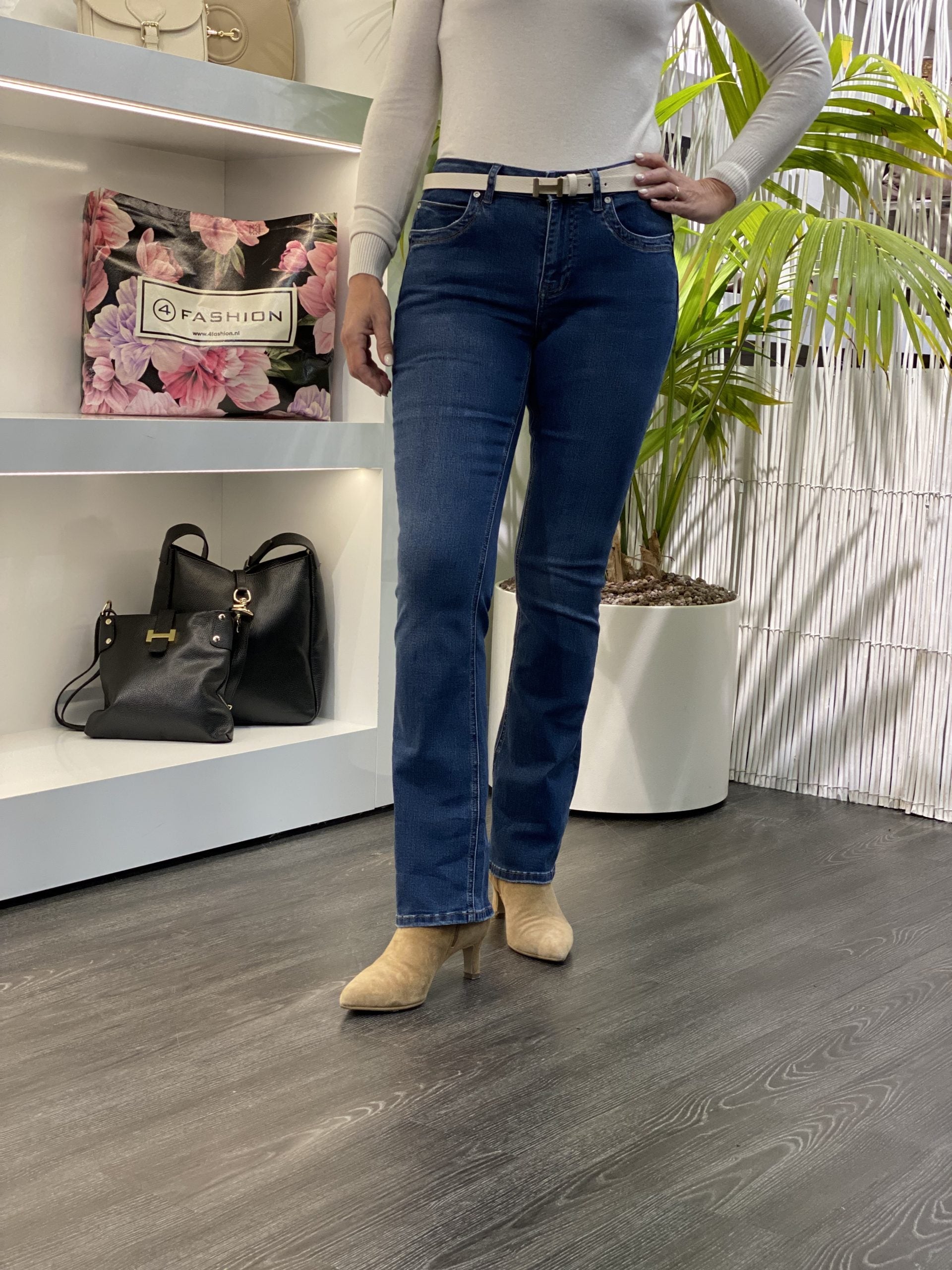 Red Button Babette Broek darkstone used