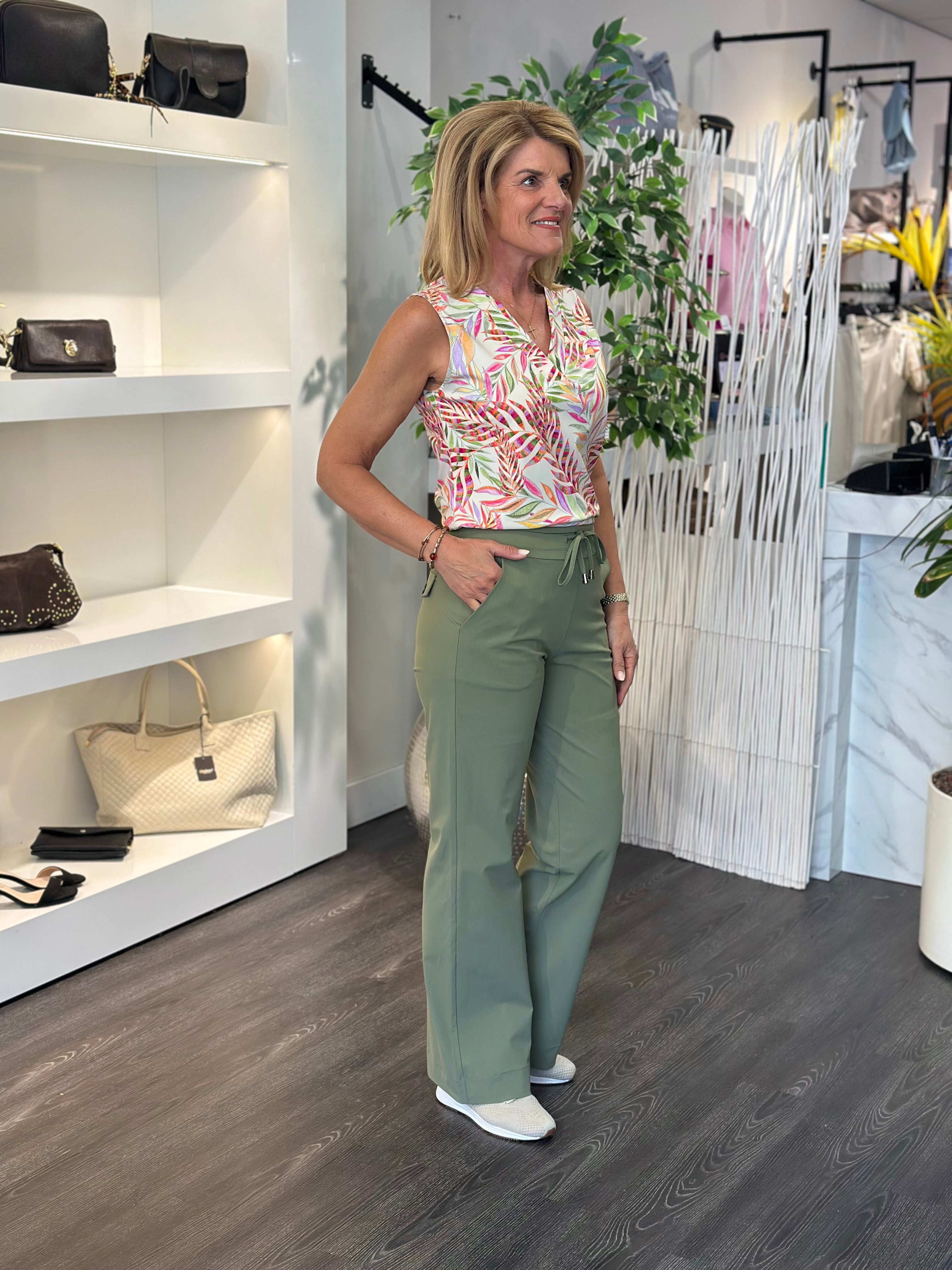 Mi Piace Travelbroek Recht Model 202089 olive