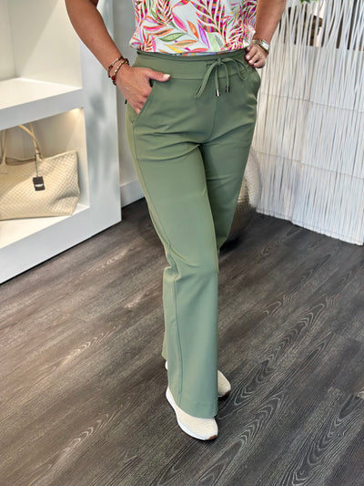 Mi Piace Travelbroek Recht Model 202089 olive