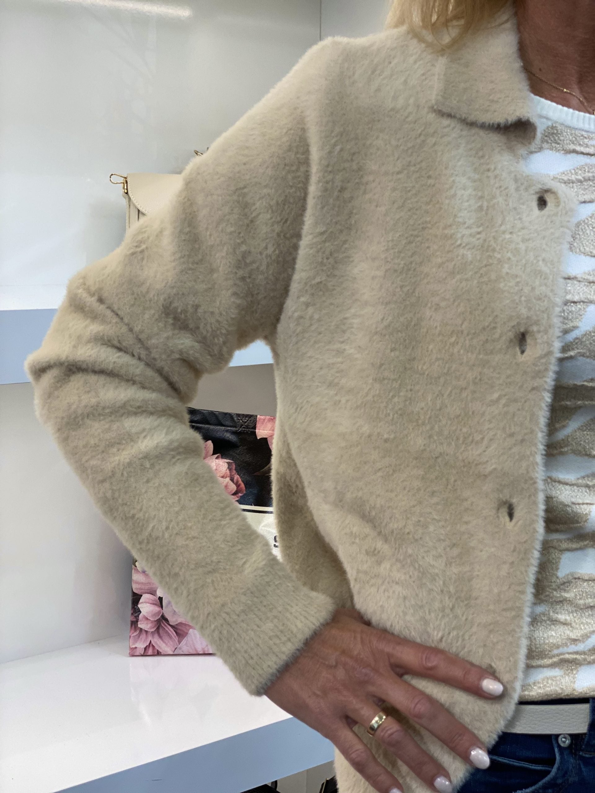 Maicazz Kristy Vest fluffy light sand